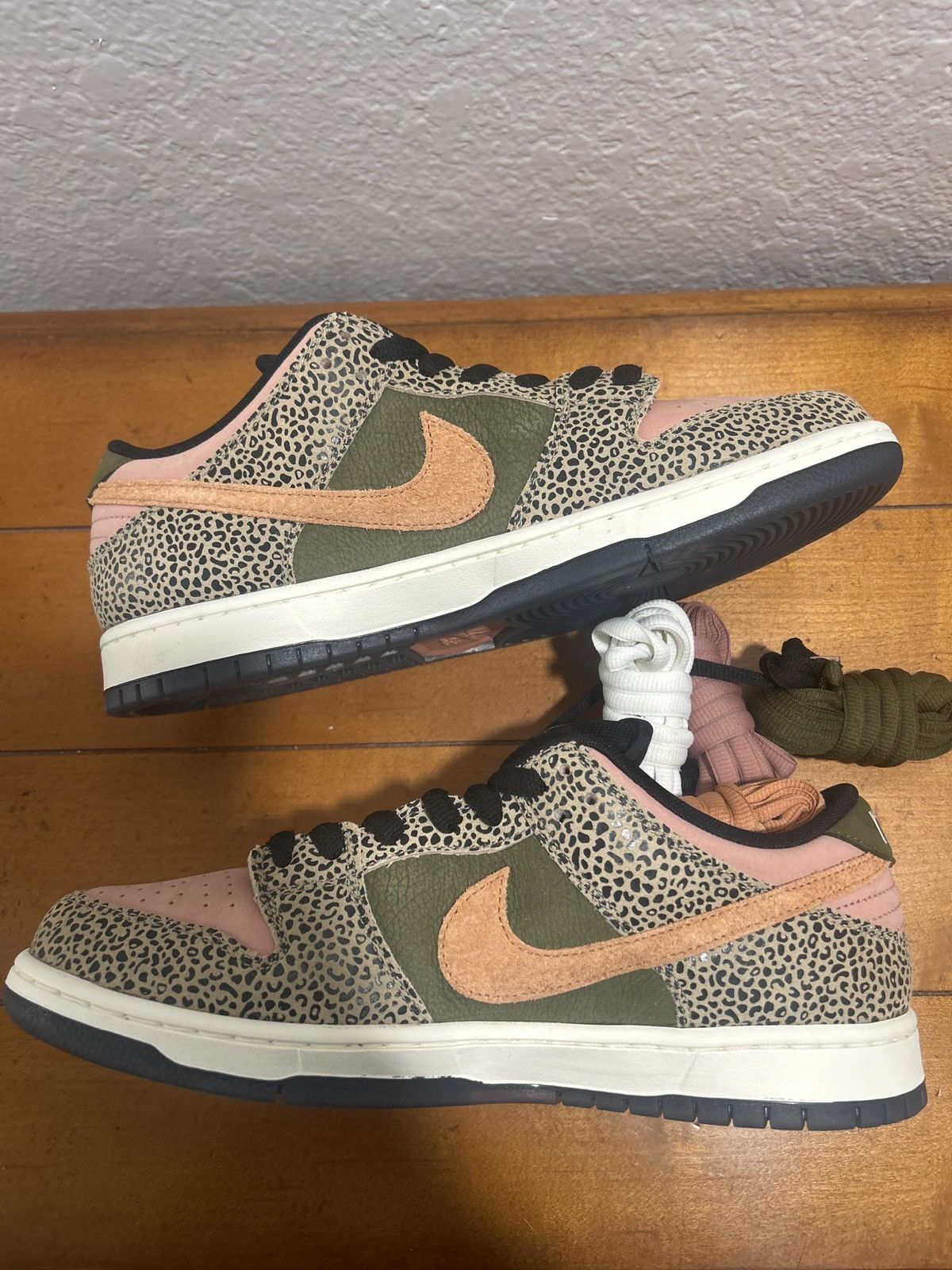Nike SB Nikesb dunks Arts-Rec Size US 11.5 / EU 44-45 - 1 Thumbnail
