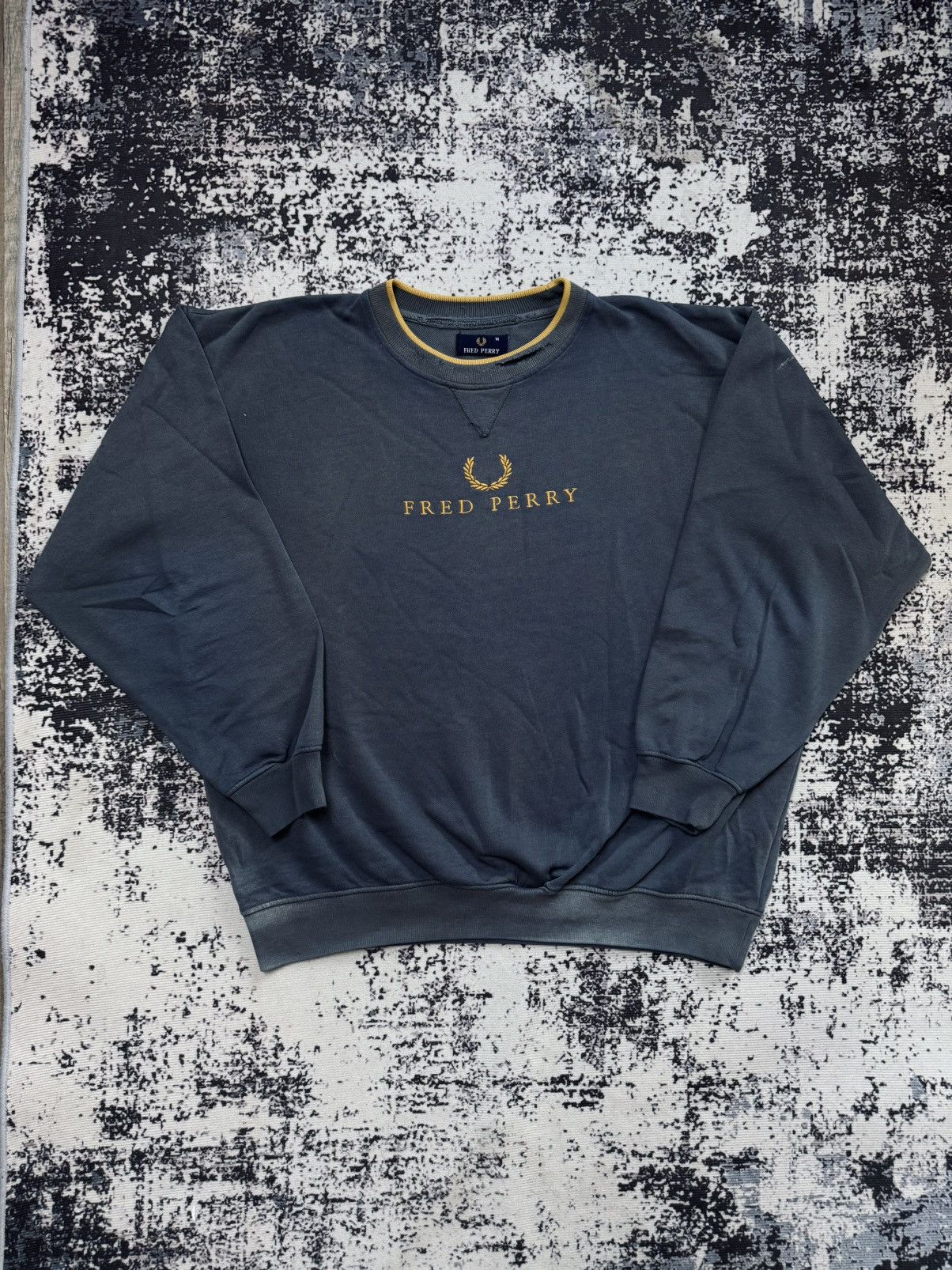 Fred Perry × Vintage 🔥RARE🔥 Vintage 90s Fred Perry With Big Logo Crewneck Size US M / EU 48-50 / 2 - 1 Thumbnail