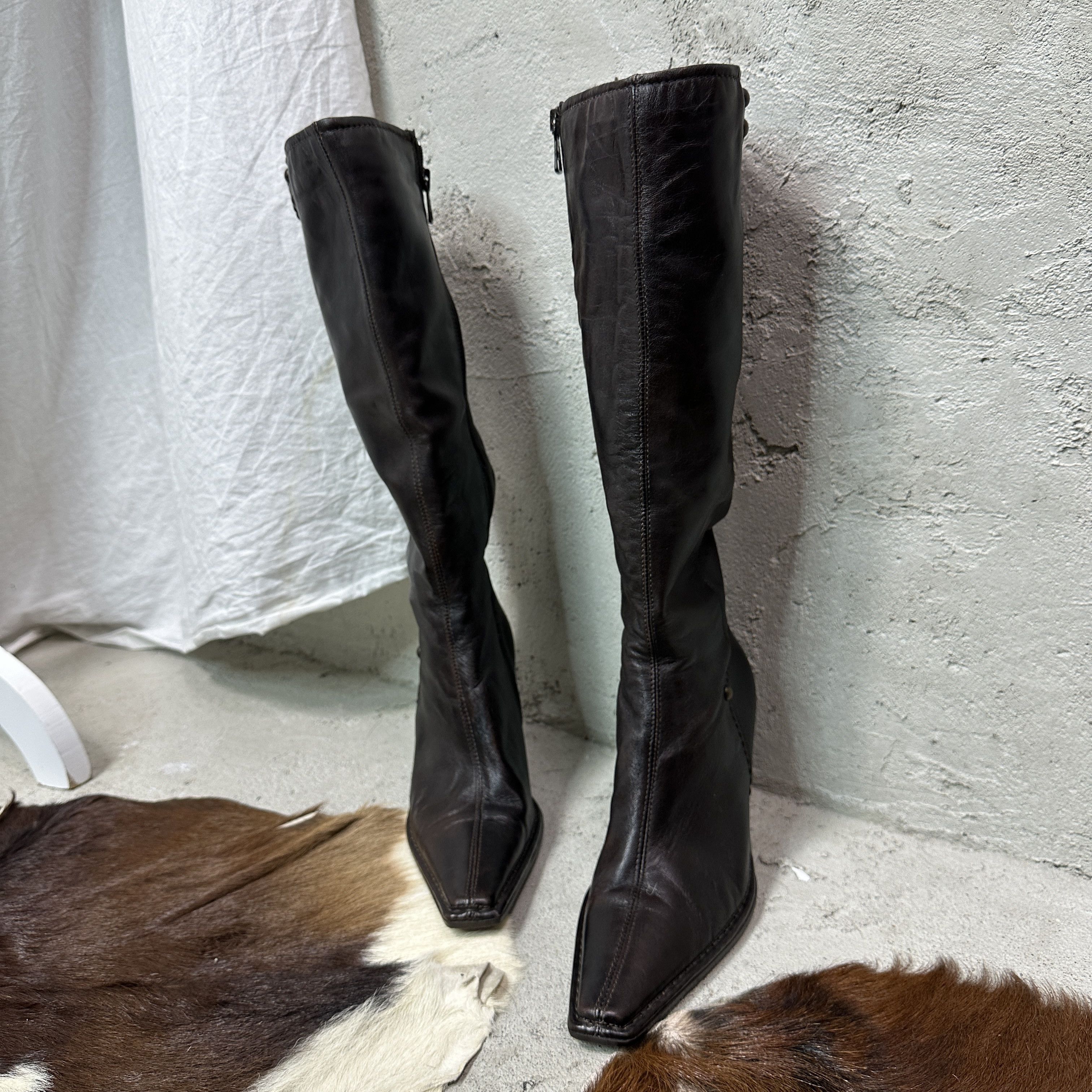 Vintage Vintage Leather Pointy Buckled Chocolate Brown Boots Y2K Size US 6 / IT 36 - 4 Thumbnail