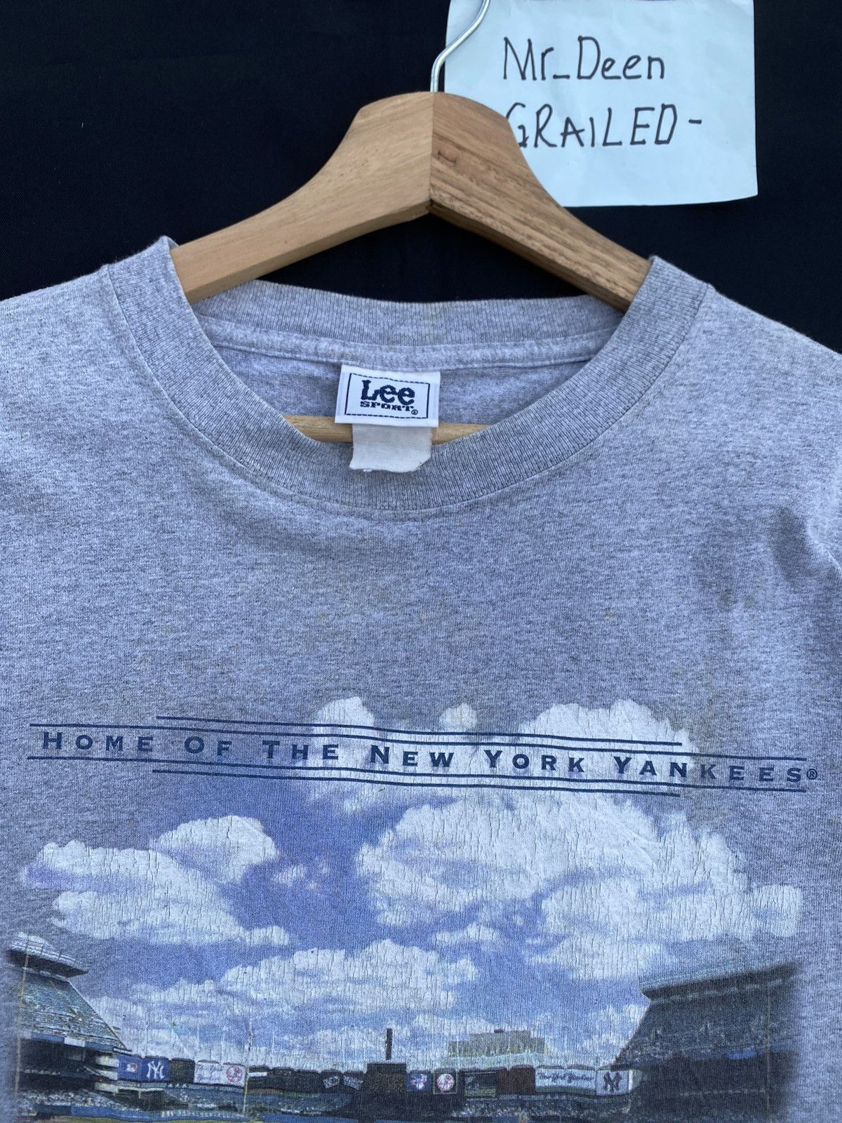 New York Yankees Rare Vintage New York Yankees Stadium Tshirt Size US L / EU 52-54 / 3 - 10 Thumbnail