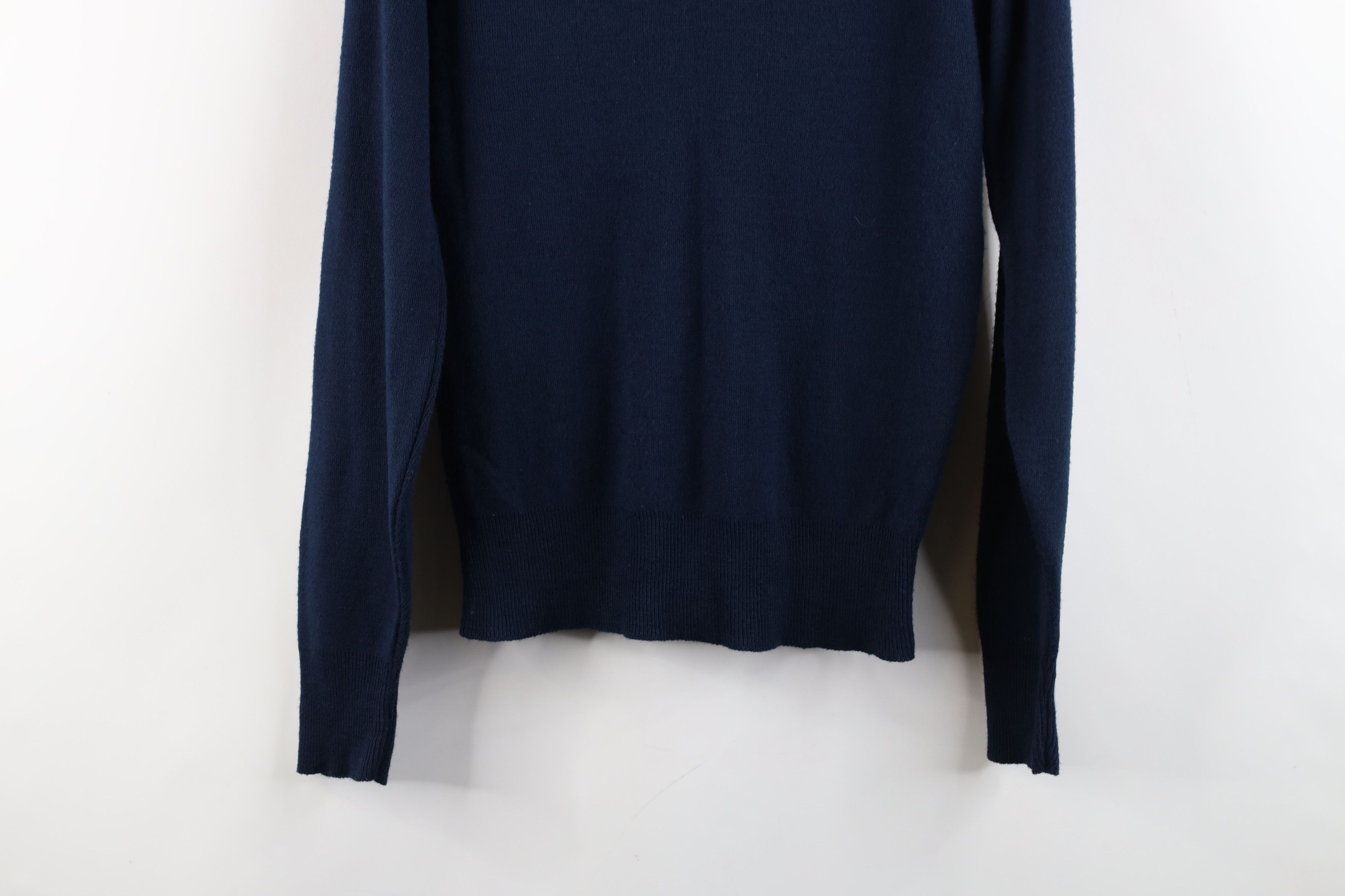 Vintage Vintage 90s Streetwear Knit V-Neck Sweater Navy Blue USA Size US S / EU 44-46 / 1 - 12 Thumbnail
