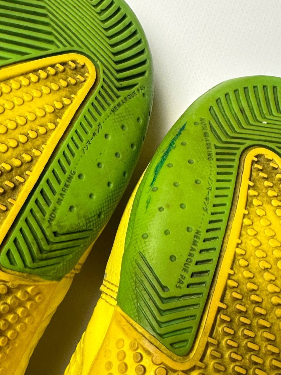 Nike Vintage Brazil Nike Elastico Pro Mens low top sneakers Y2K Size US 9 / EU 42 - 17 Thumbnail