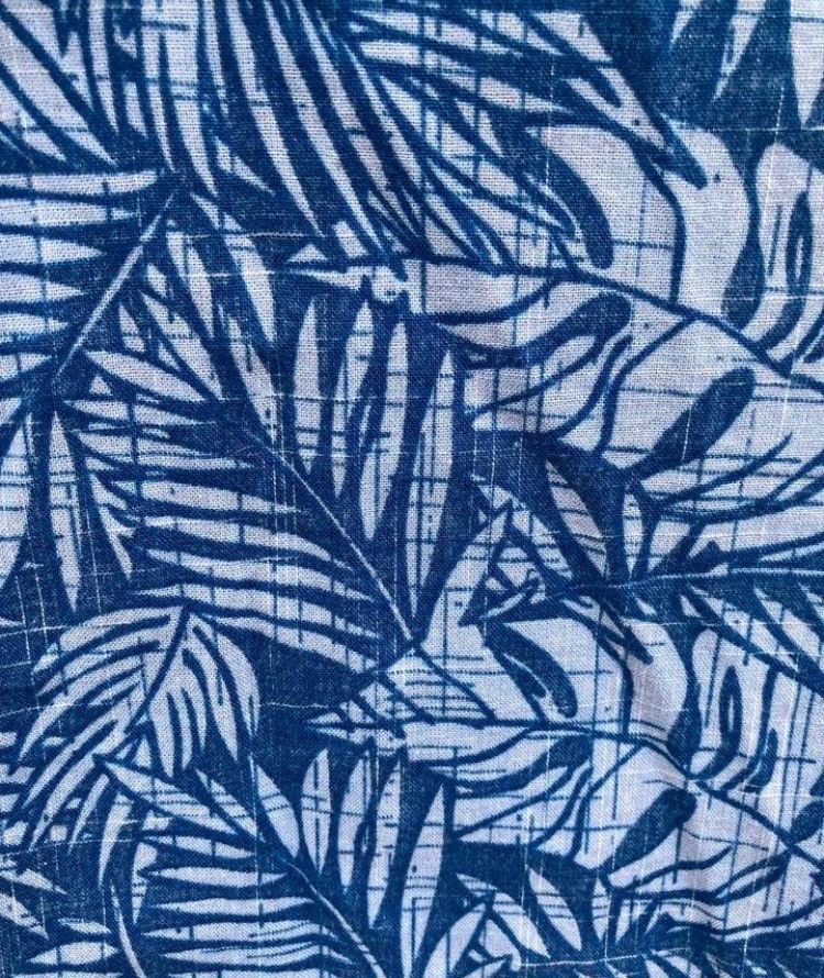 Izod Izod Saltwater Blue Leaf Pattern Button-Up Shirt Size M Size US M / EU 48-50 / 2 - 5 Thumbnail