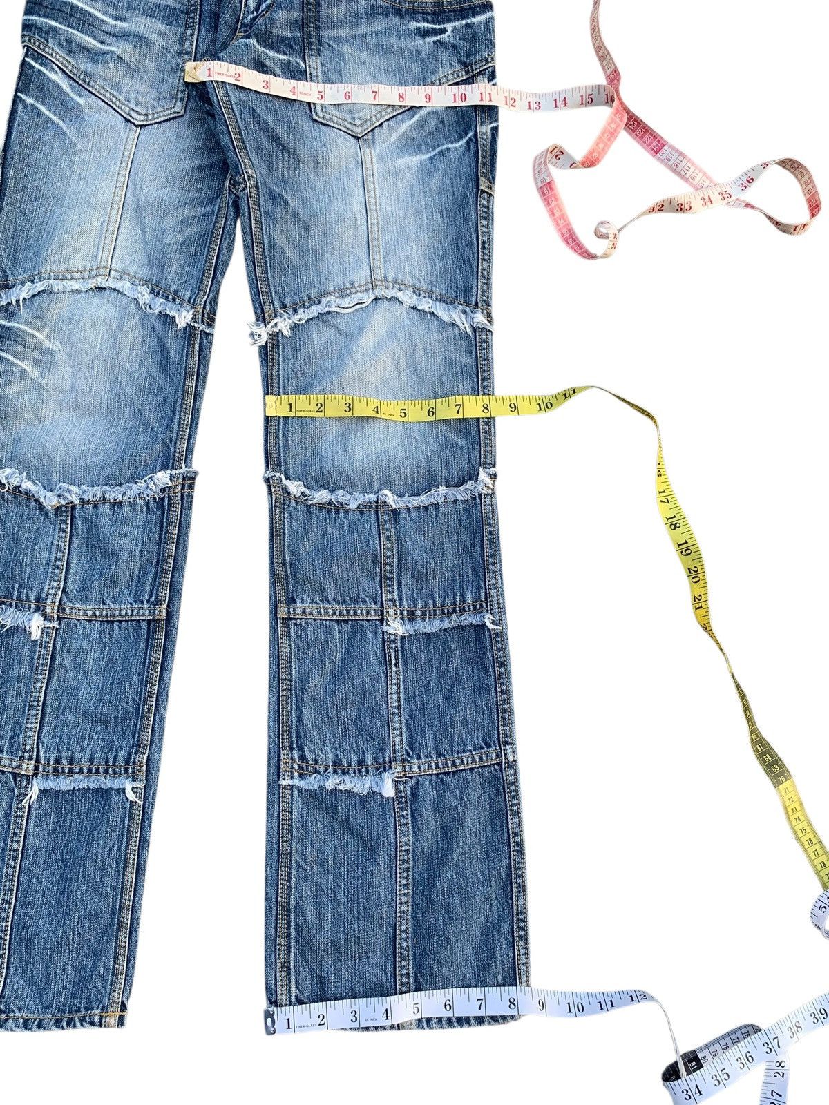 HIDEAWAYS RARE💥NICOLE CLUB HIDEWAYS HAGI JAPANESE DISTRESSED DENIM Size US 31 - 13 Thumbnail