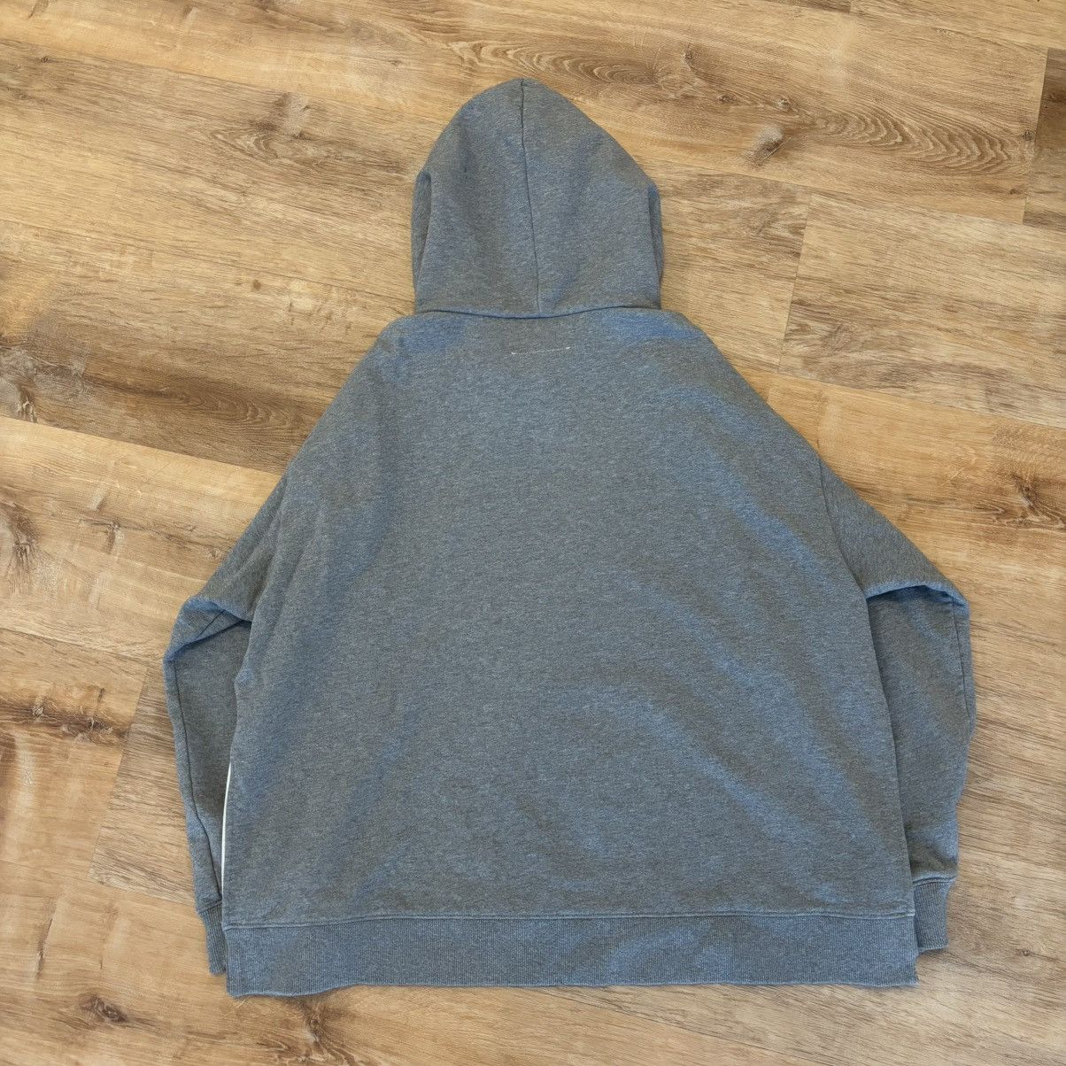 Maison Margiela Maison Margiela Grey Cut Open Hoodie Size Medium Size US M / EU 48-50 / 2 - 2 Thumbnail