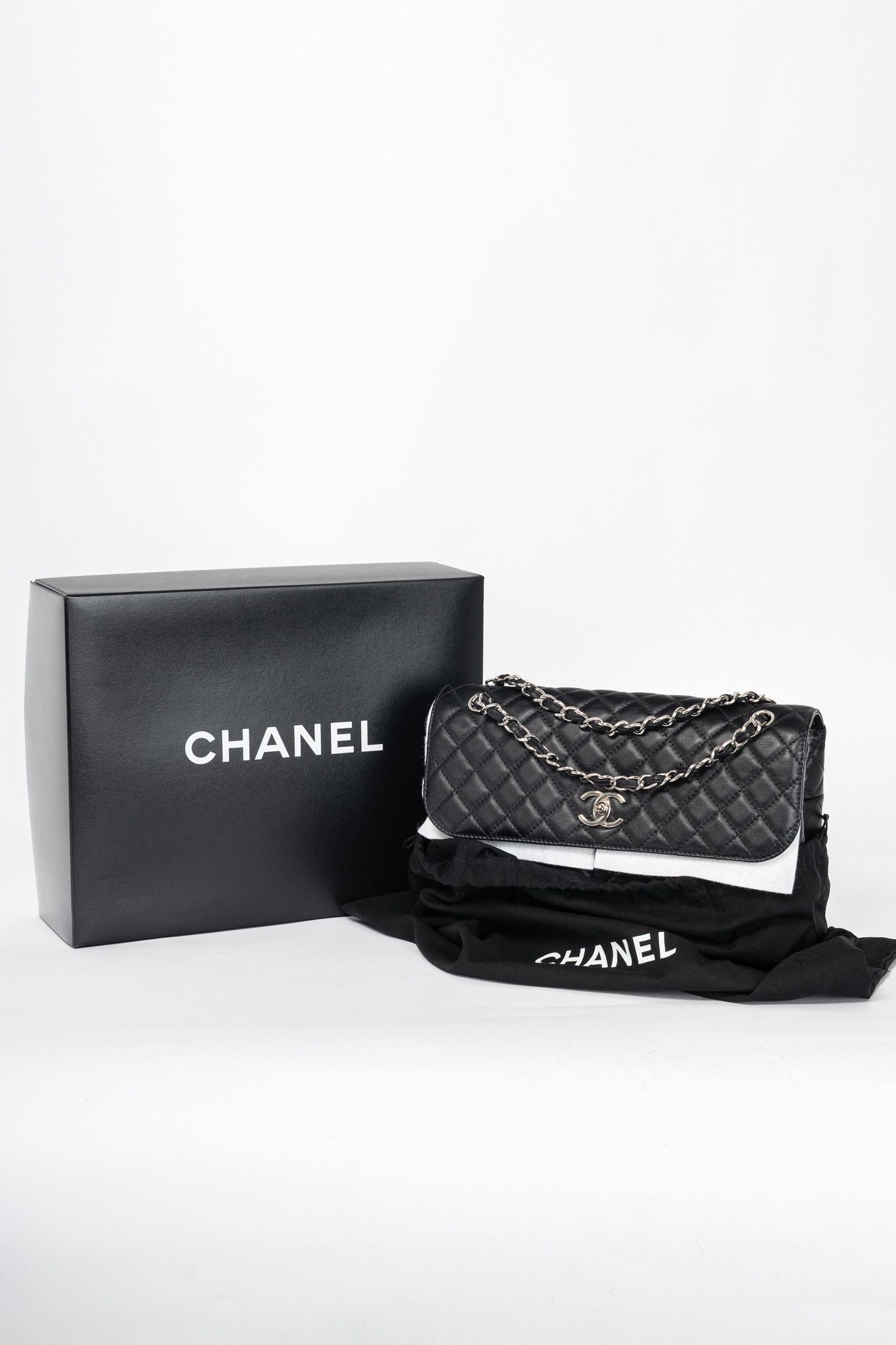 Chanel Chanel 12C In the Business Flap Leather Quilted Shoulder Bag Size ONE SIZE - 15 Thumbnail