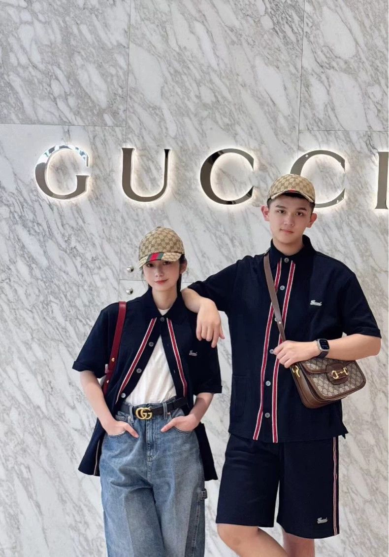 Gucci Gucci Size M SS24 color-blocked striped knitted shorts 2501 Size US 30 / EU 46 - 7 Thumbnail