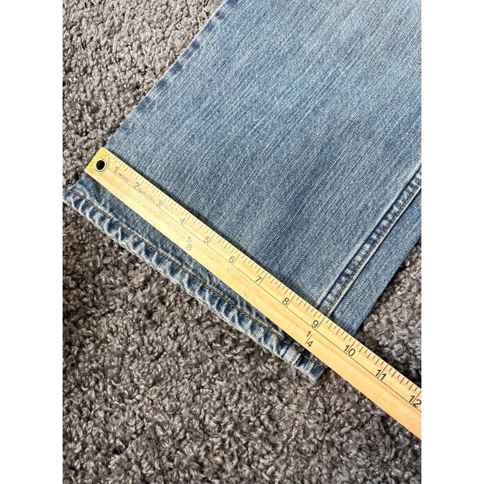 Old Navy Vintage Old Navy Jeans Mens 32 - Boot Cut Y2K Mid Wash Denim Size US 32 / EU 48 - 3 Thumbnail