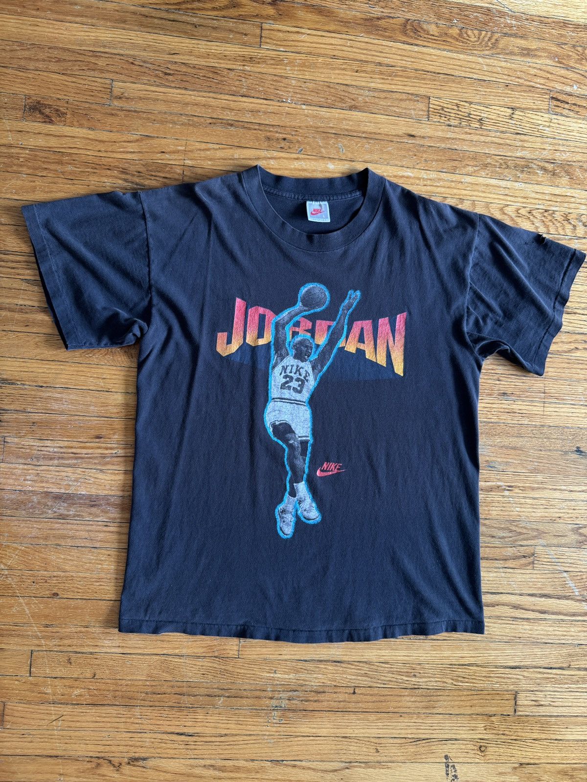 Jordan Brand × Nike × Vintage Vintage Nike Michael Jordan Shirt Size US L / EU 52-54 / 3 - 1 Thumbnail