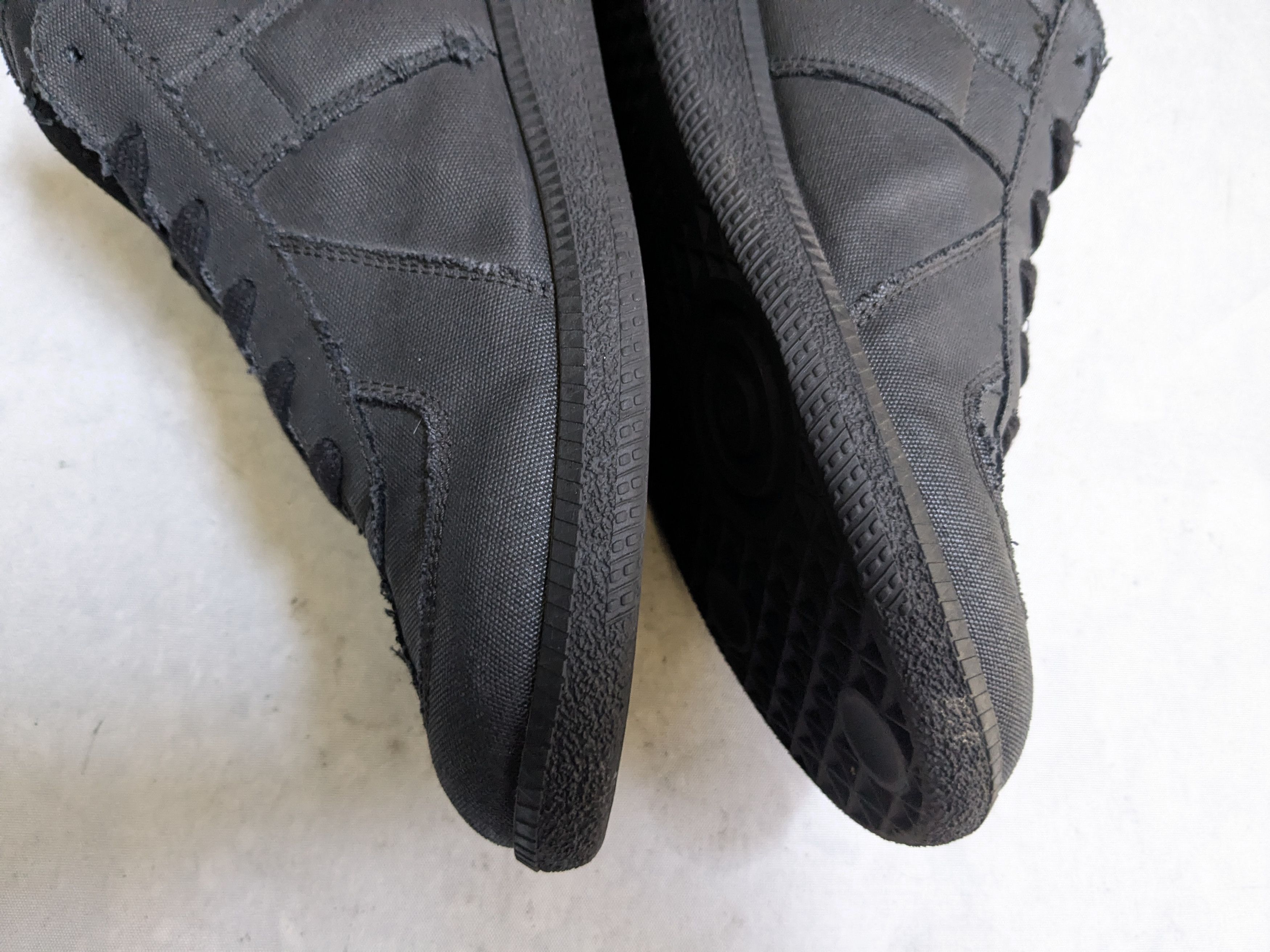 Maison Margiela Maison Margiela GAT Replica Black 10 43 Canvas Low Size US 10 / EU 43 - 11 Thumbnail