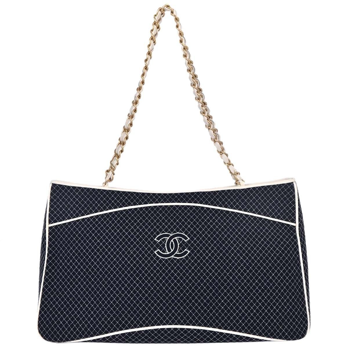 Chanel Chanel Vintage CC Zip Tote Quilted Jersey Size ONE SIZE - 1 Thumbnail