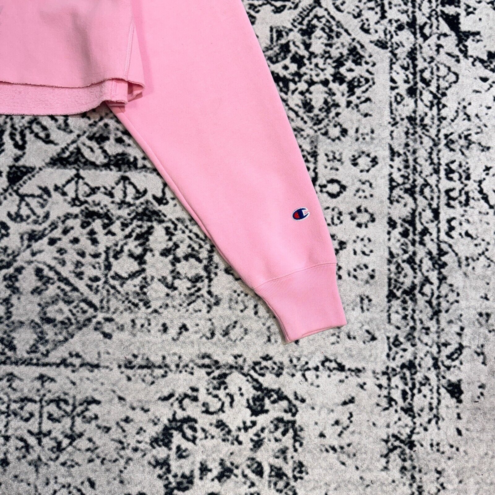 Champion × Vintage Champion Pink Cotton Crewneck Size S Cropped USA Weave Fi Size US S / EU 44-46 / 1 - 3 Thumbnail