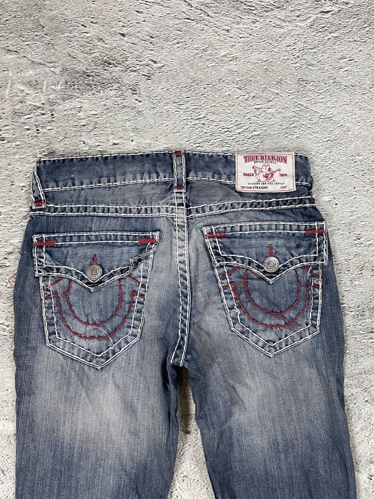 True Religion True Religion blue jeans white red thick stitching straight Size US 32 / EU 48 - 4 Thumbnail