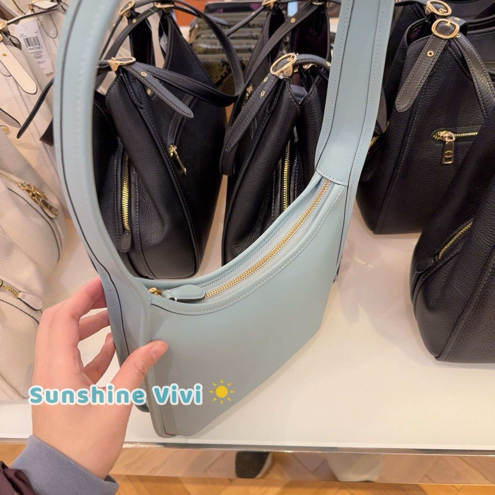 Coach NWT Coach Curve Zip Shoulder Bag CAF11 LIGHT BLUE Size ONE SIZE - 2 Thumbnail