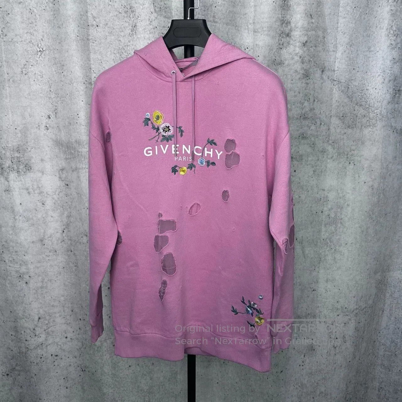 Givenchy Givenchy Floral Embroidery Hole Hoodie XS. Size XS / US 0-2 / IT 36-38 - 1 Thumbnail