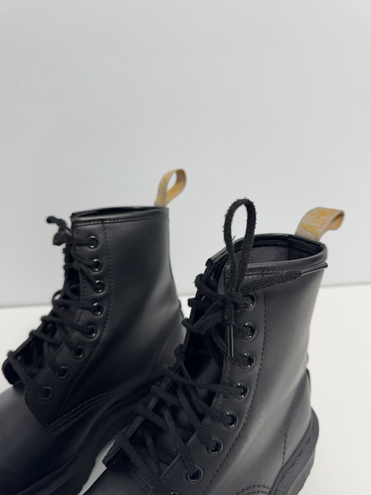 Dr. Martens Dr Martens AirWair Mono Vegan Leather 27032 Lace Boots EU-37 Size US 7 / IT 37 - 4 Thumbnail