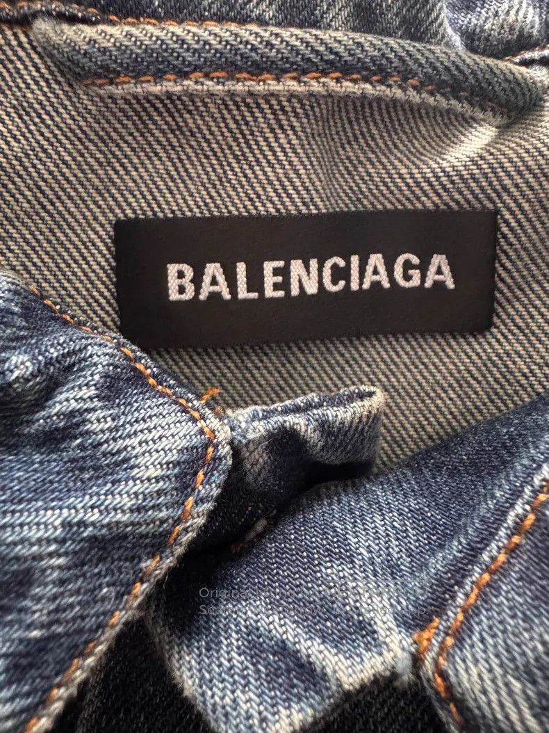 Balenciaga Balenciaga Mastercard Embroidered Logo Washed Denim Jacket Size US M / EU 48-50 / 2 - 4 Thumbnail