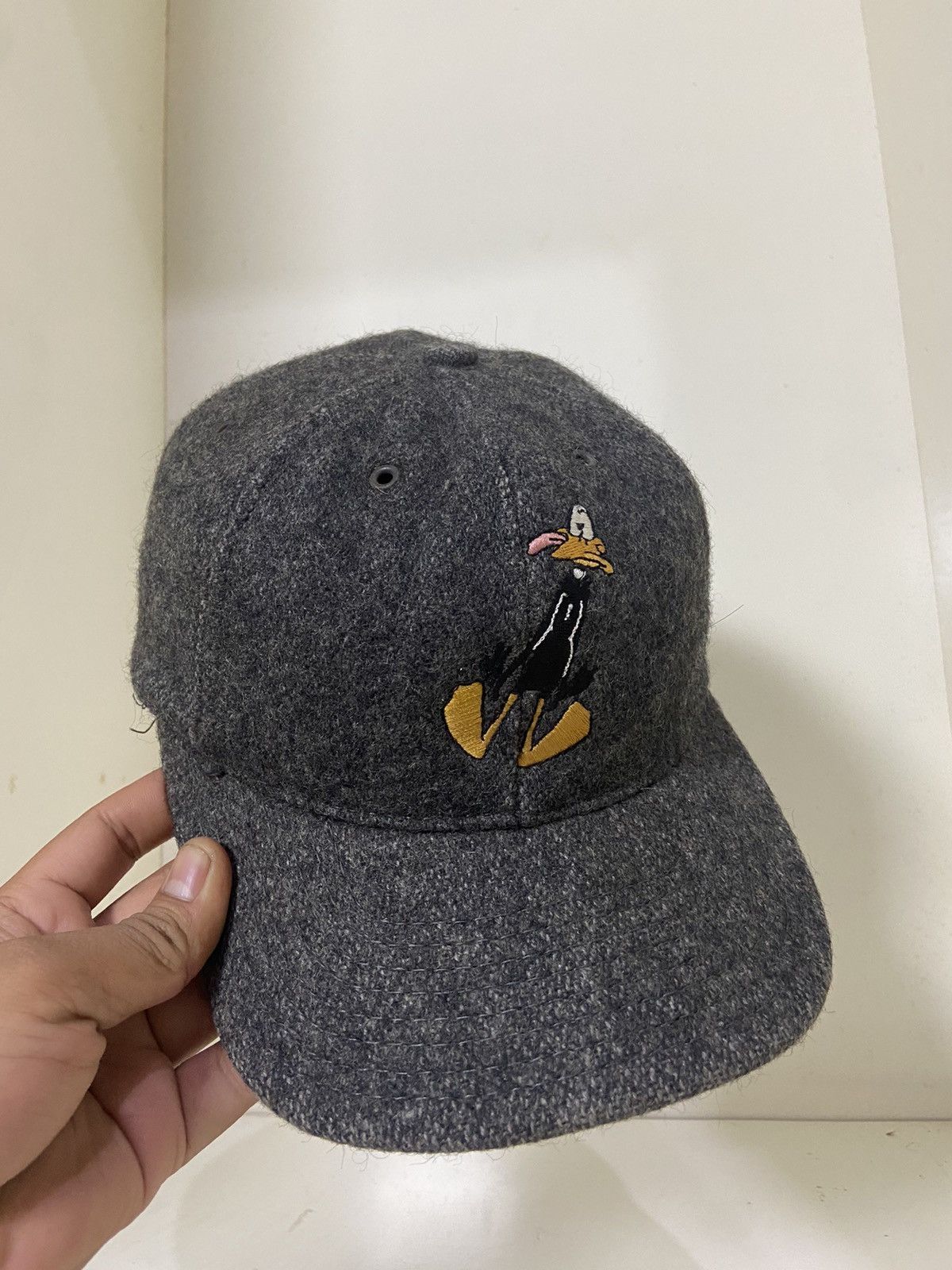 Vintage × Warner Bros vintage 90s warner bross bugs bunny hat Size ONE SIZE - 2 Thumbnail