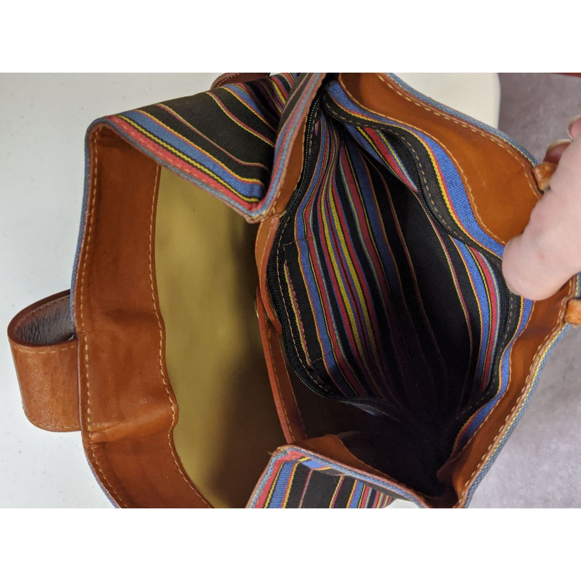 Other Boots N Bags Southwestern Canvas Sling Bag With Leather Acce Size ONE SIZE - 3 Thumbnail