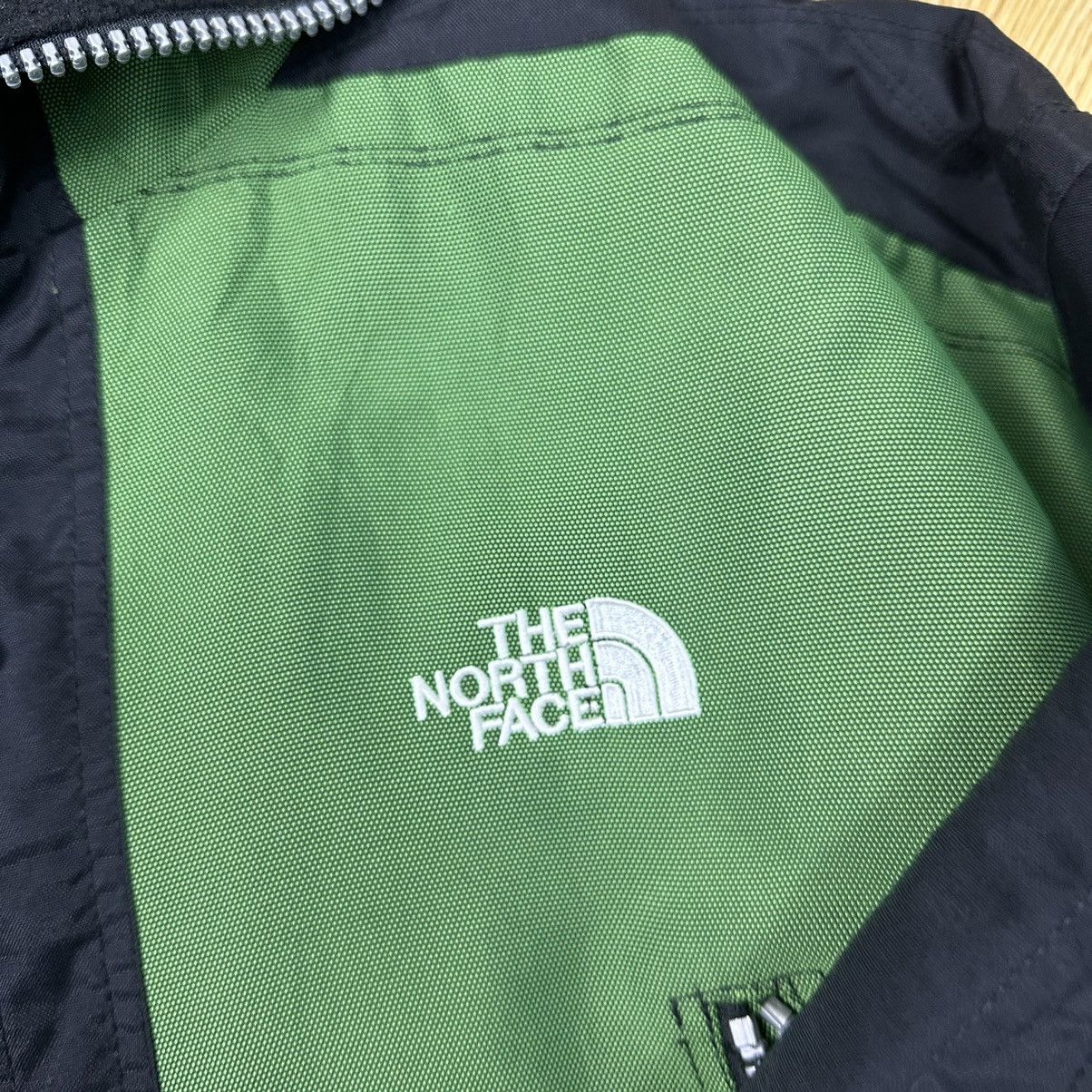 The North Face Vtg The North Face Baggy Outdoor Jacket Z182 Size US XL / EU 56 / 4 - 4 Thumbnail