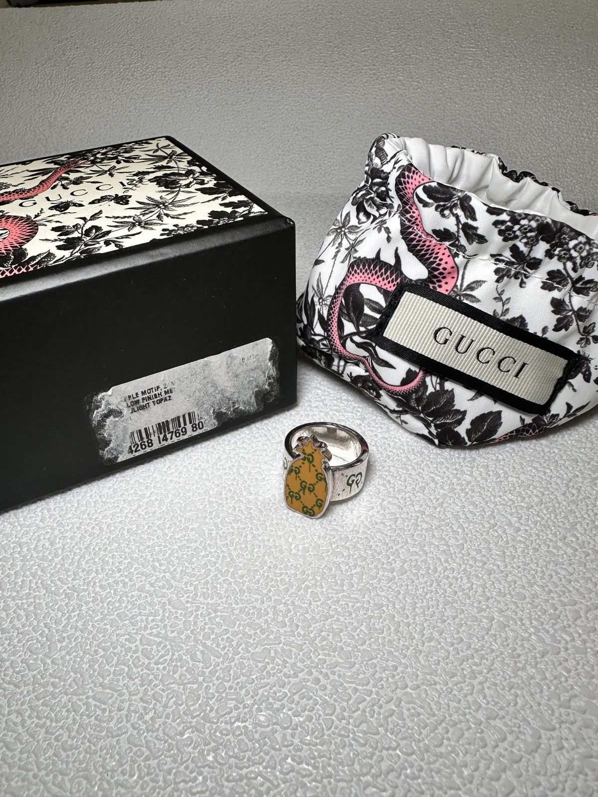 Gucci NWOT Gucci 925 Enamel Ghost Pineapple GG Ring us6/it12 Size ONE SIZE - 6 Thumbnail