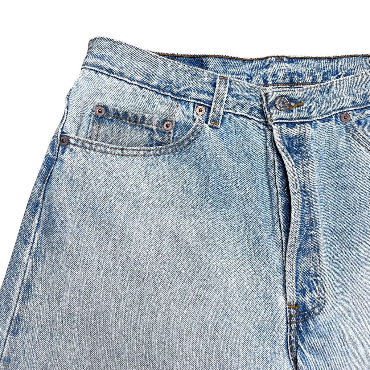 Levi's Vintage 1990s Levi’s 501 Button Fly Made In USA Denim Jeans Size US 32 / EU 48 - 7 Thumbnail