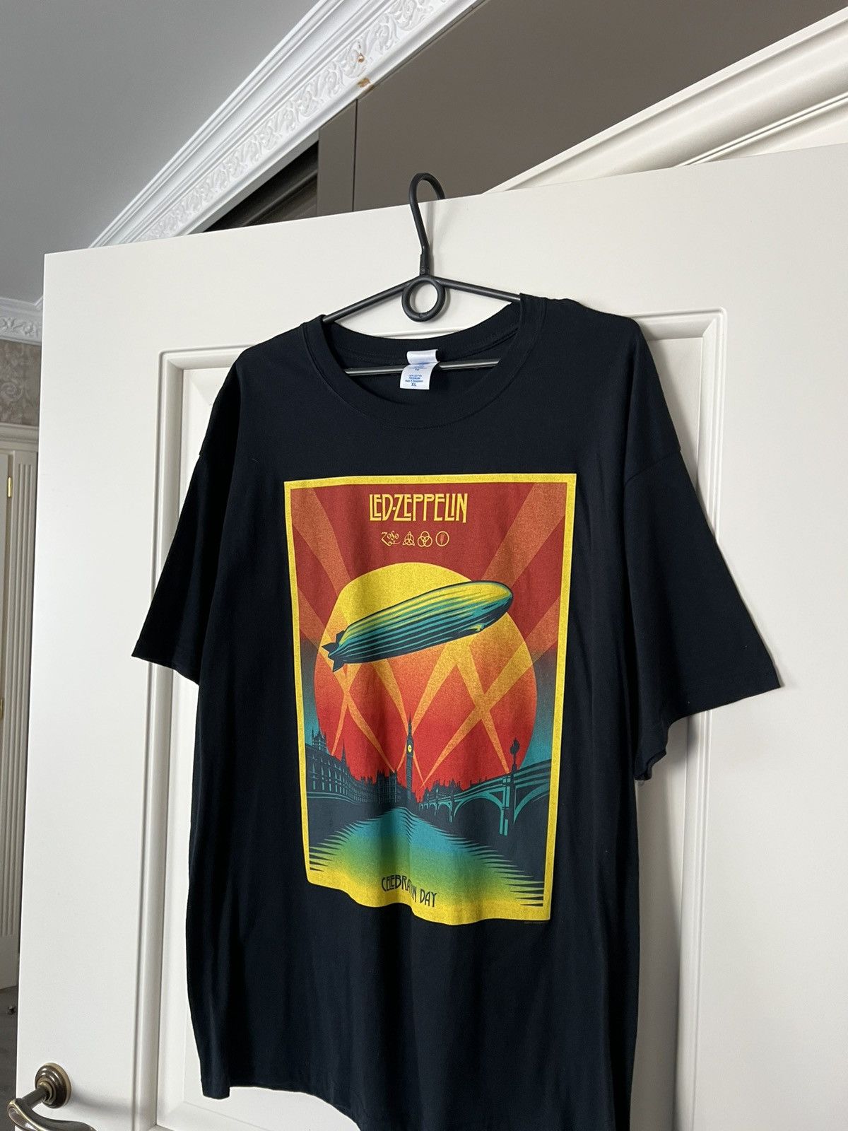 Band Tees Vintage Led Zeppelin Band Tee Rock T-Shirt Size US XL / EU 56 / 4 - 3 Thumbnail