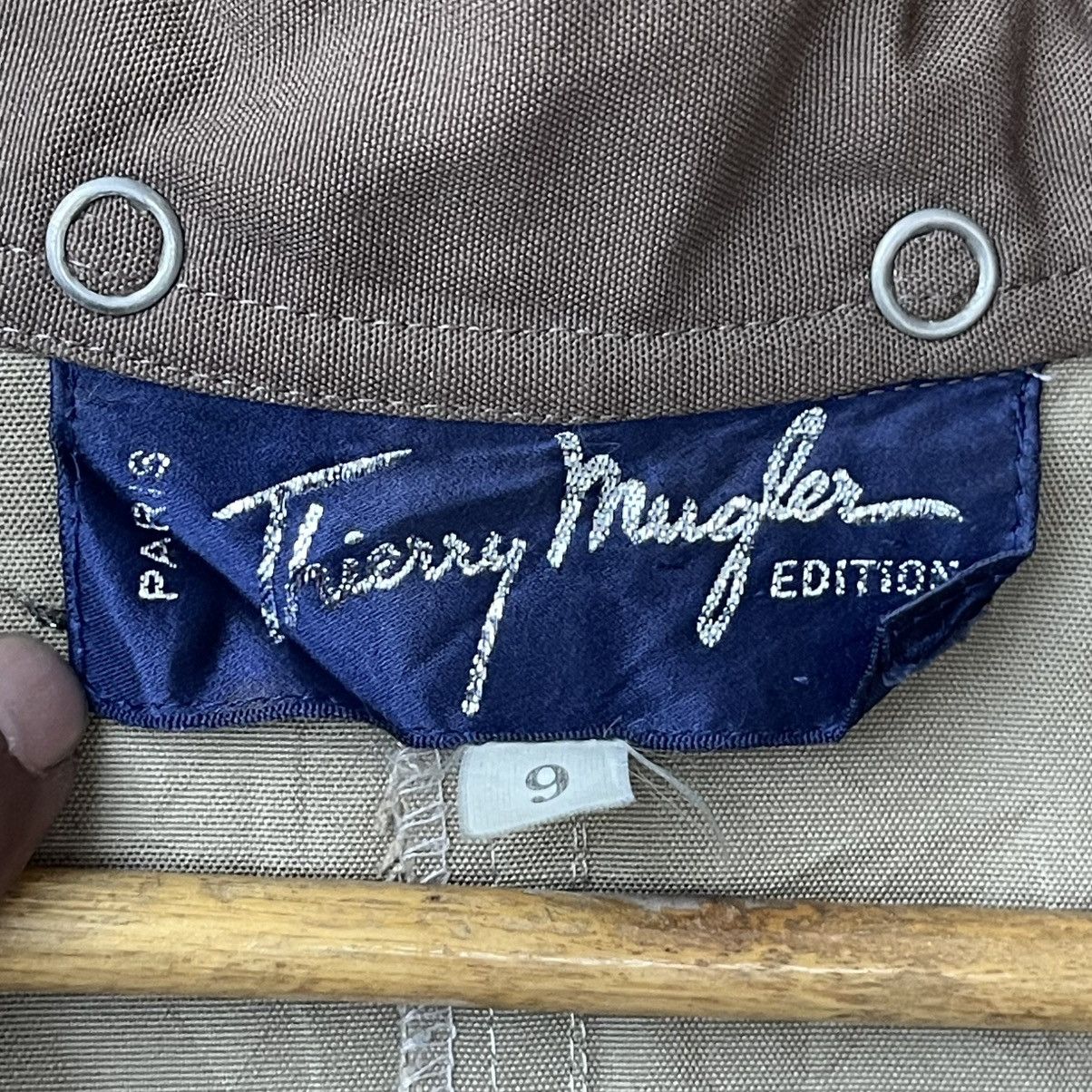 Thierry Mugler Archival 80s THIERRY MUGLER Paris Edition Hooded Cape Jacket Size US M / EU 48-50 / 2 - 5 Thumbnail