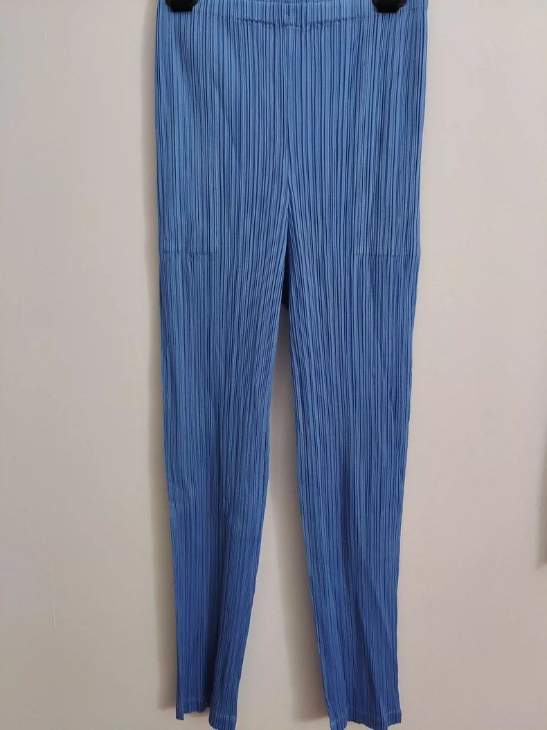 Issey Miyake Issey Miyake size:3 Blue pleated trousers Size 23" - 1 Thumbnail