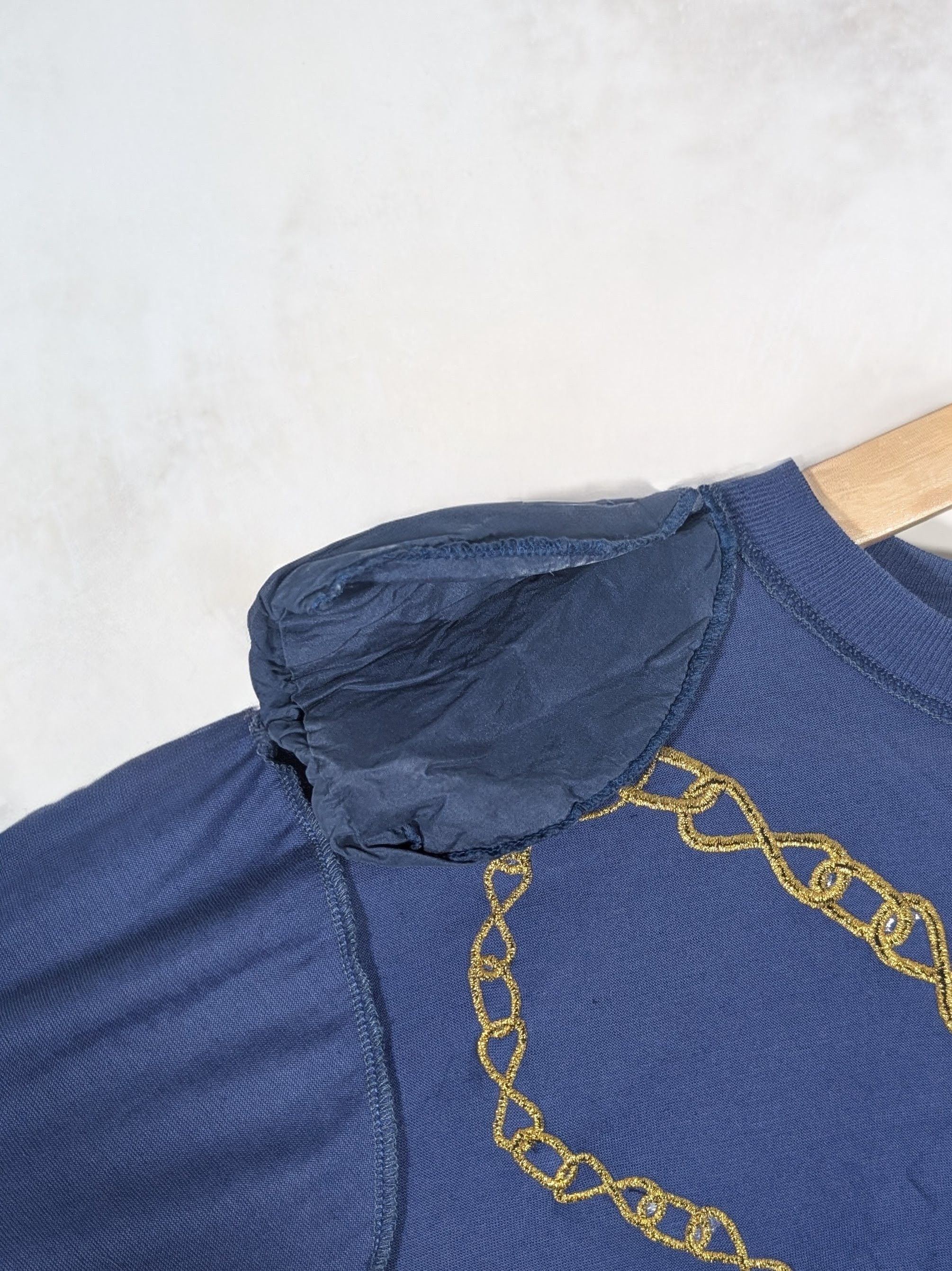 Celine Celine T-shirt With Shoulder Pads And Embroidered Pendant Size US M / EU 48-50 / 2 - 6 Thumbnail