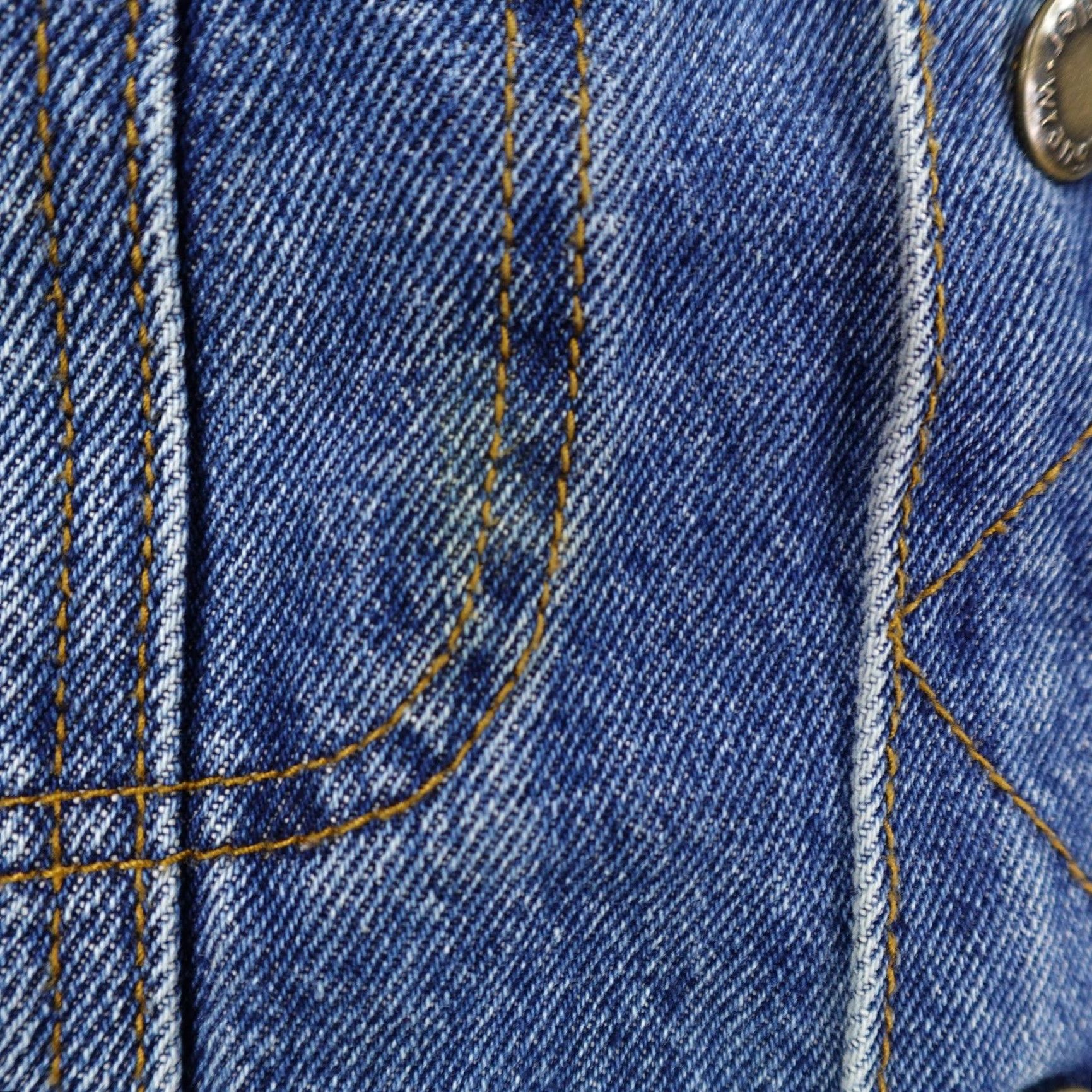 Wrangler VINTAGE Wrangler Jacket Mens Large Blue Denim Jean Rugged Wear Western Trucker Work Coat Size US 33 - 4 Thumbnail