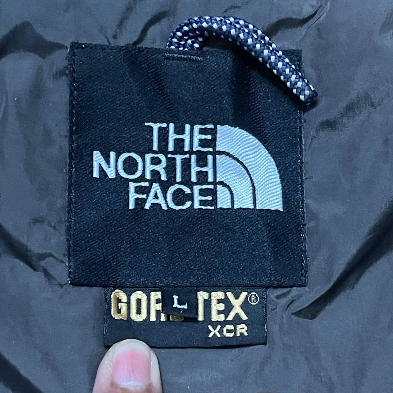 The North Face Vintage TNF The North Face Mountain Goretex Jacket Size US L / EU 52-54 / 3 - 15 Thumbnail