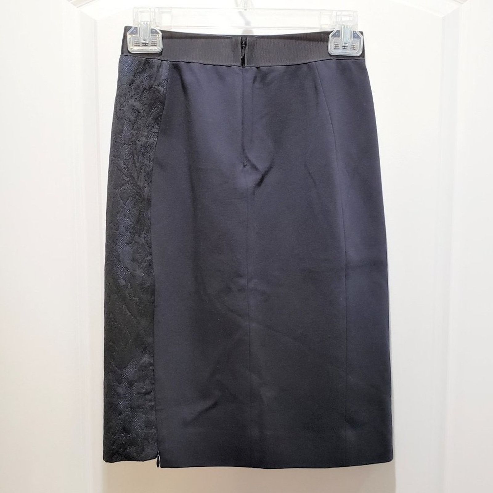 Elie Tahari Elie Tahari Side Split Lace Overlay Pencil Skirt 2 Size 26" / US 2 / IT 38 - 2 Thumbnail