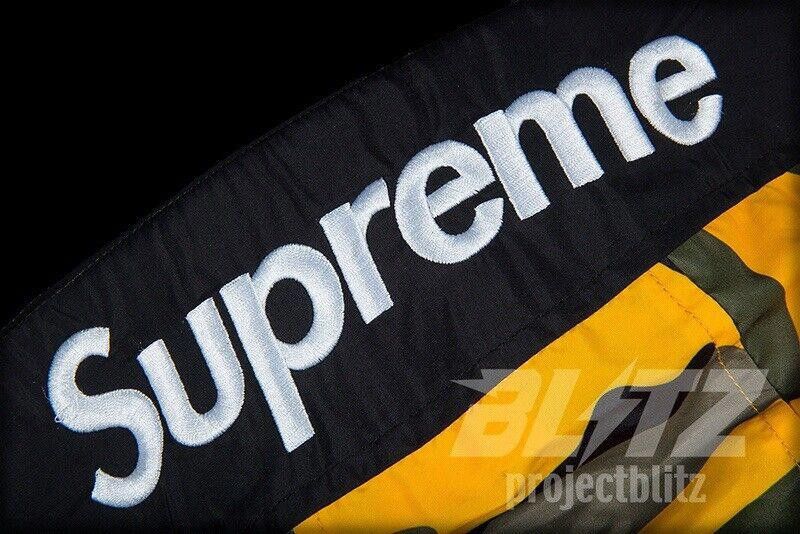 Supreme FW17 SUPREME HOODED LOGO HALF ZIP PULLOVER JACKET CAMO Size US L / EU 52-54 / 3 - 4 Thumbnail