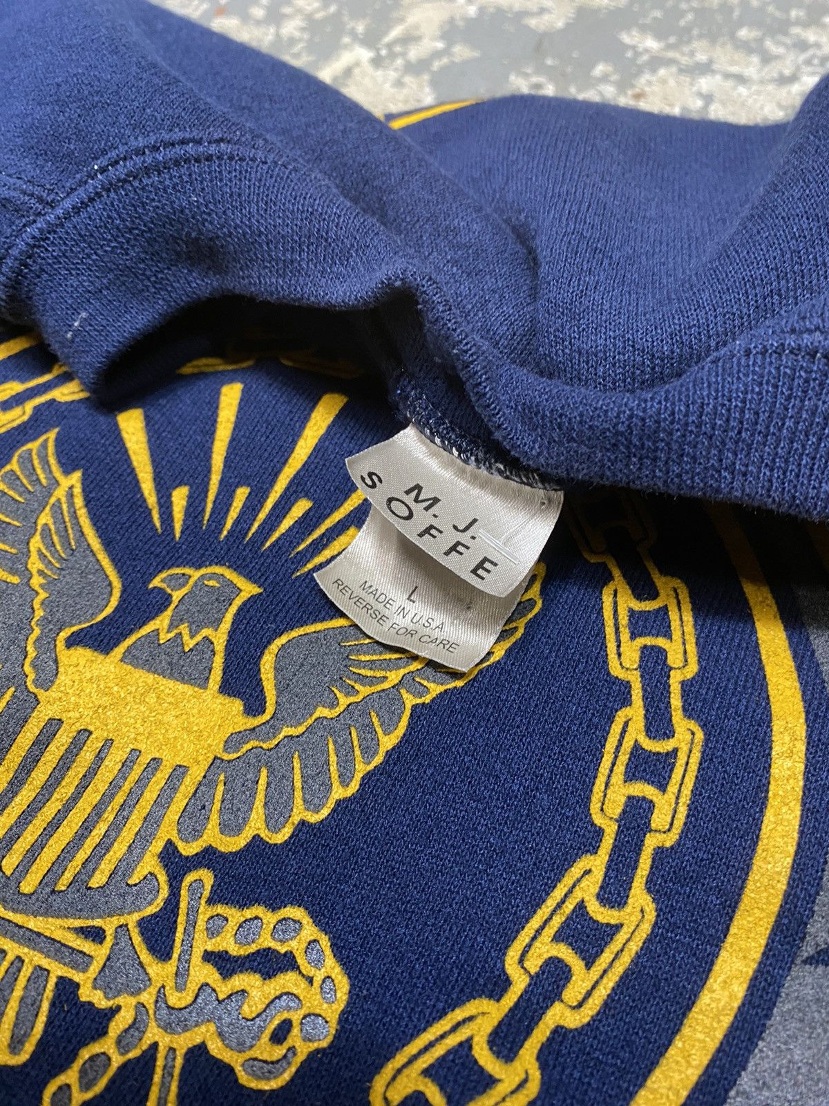 Vintage Vintage United States Navy Hoodie Sweatshirt Soffe USA Size US L / EU 52-54 / 3 - 5 Thumbnail