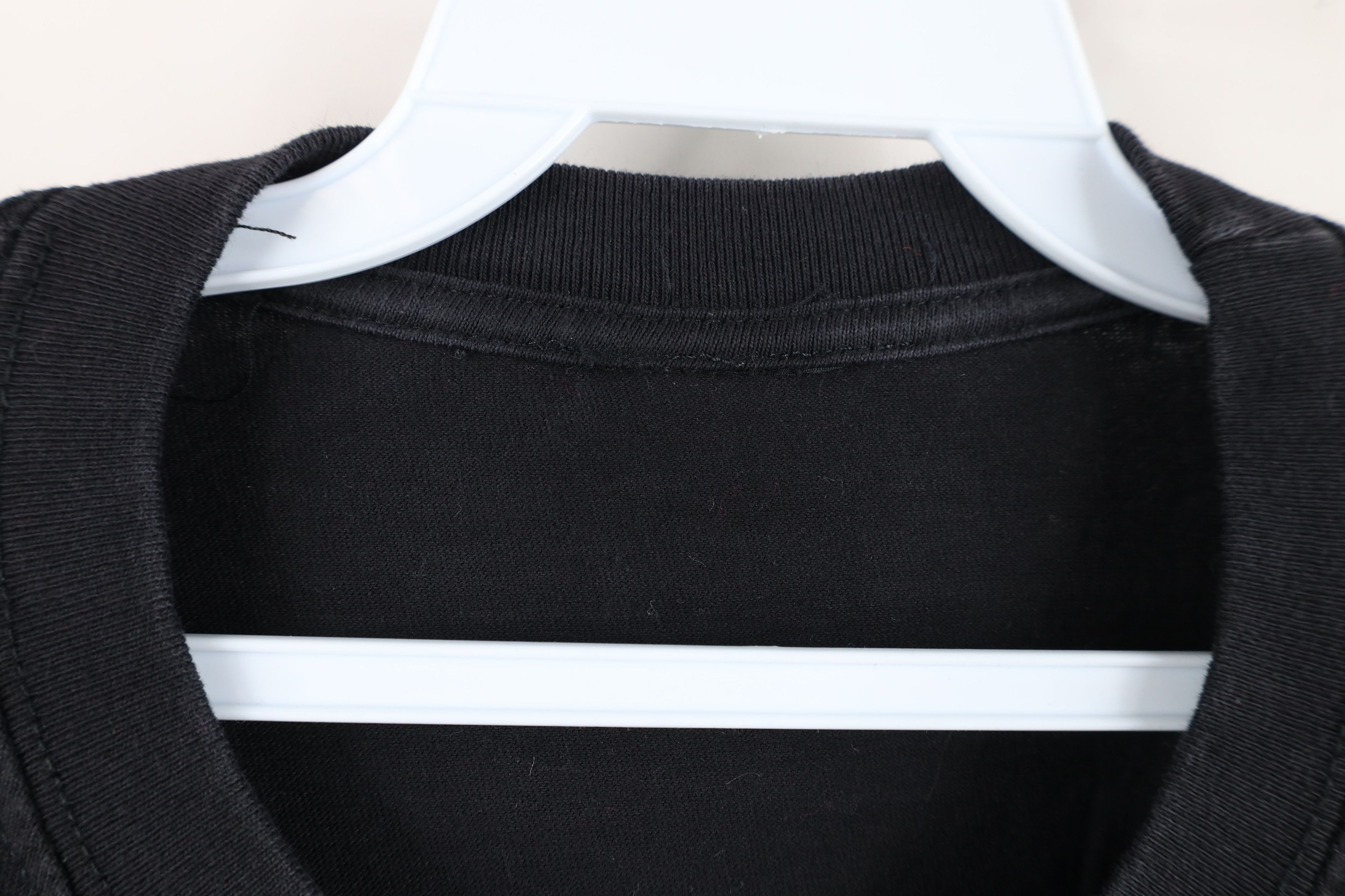 Vintage Vintage 90s Y2K Streetwear Faded Blank Cotton T-Shirt Black Size US L / EU 52-54 / 3 - 4 Thumbnail