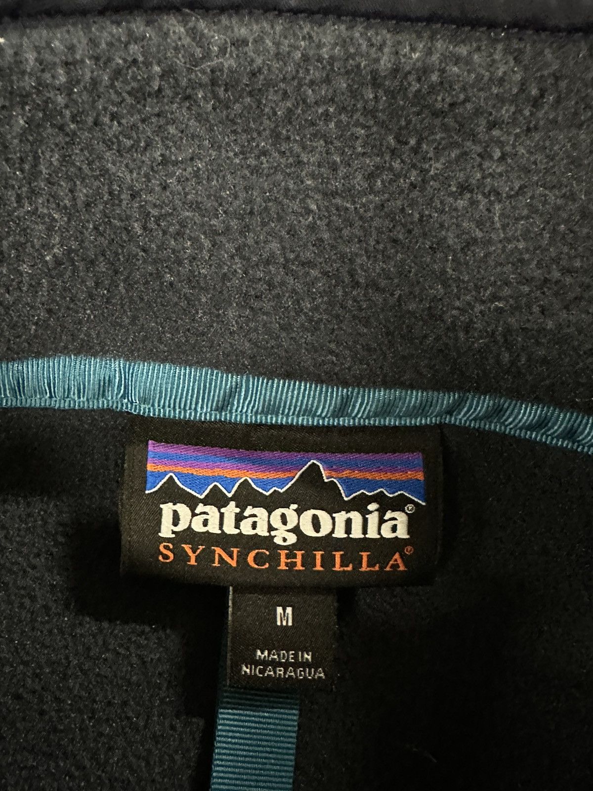Patagonia Y2K Patagonia Aztec Symmetrical Synchilla Sweater Size US M / EU 48-50 / 2 - 10 Thumbnail