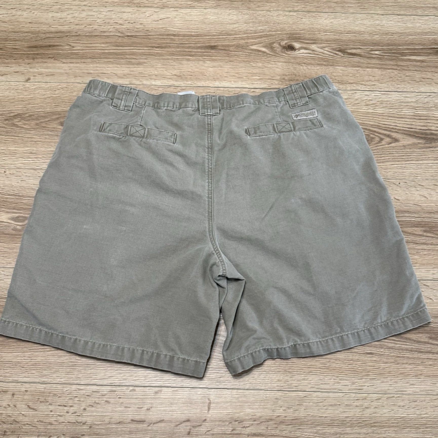 Vintage VINTAGE Columbia Cargo Shorts Men XL Green Outdoor Hiking Pockets Summer Size US 36 / EU 52 - 7 Thumbnail