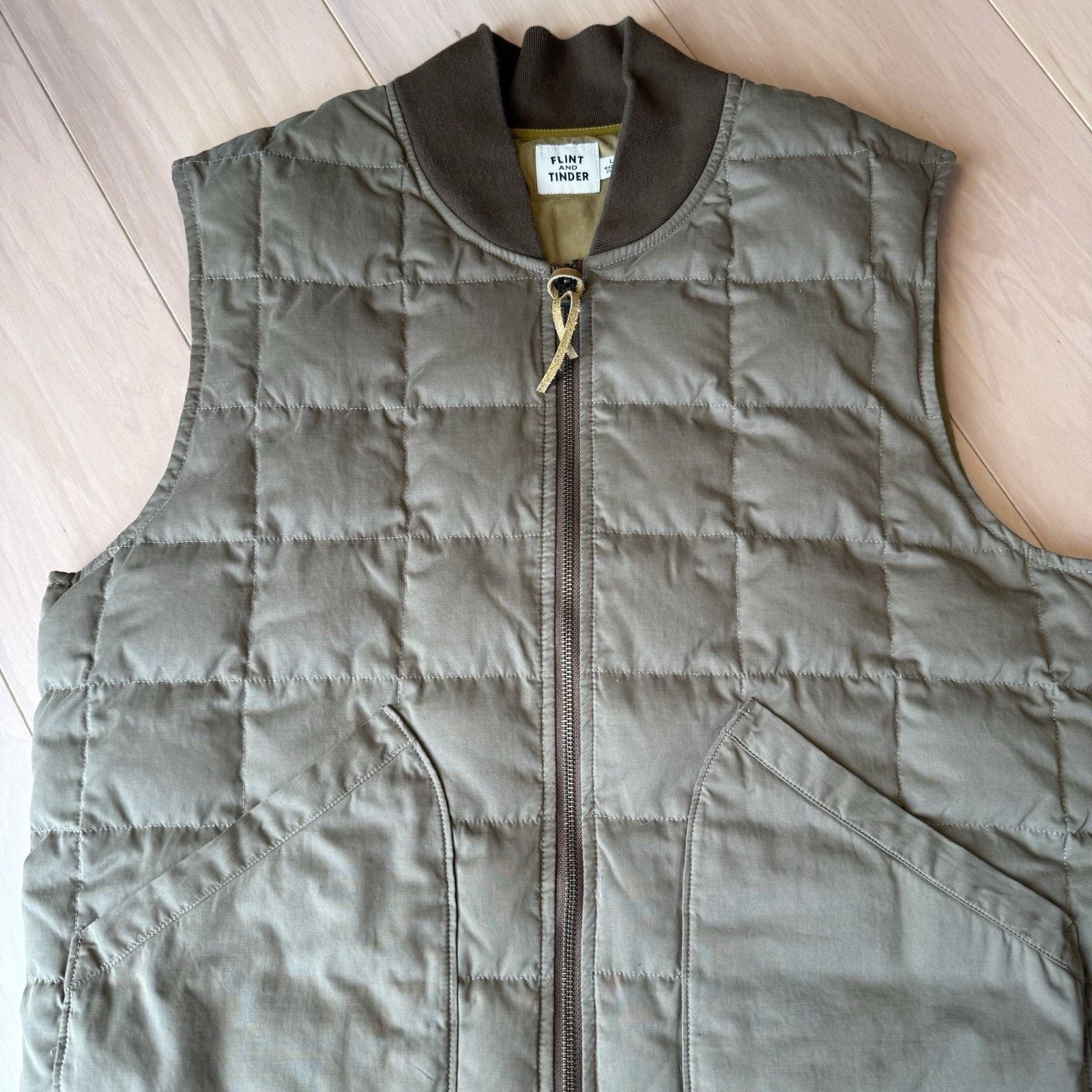 Flint And Tinder Flint and Tinder Caliber Quilted Vest Khaki Military Utility Size US L / EU 52-54 / 3 - 4 Thumbnail