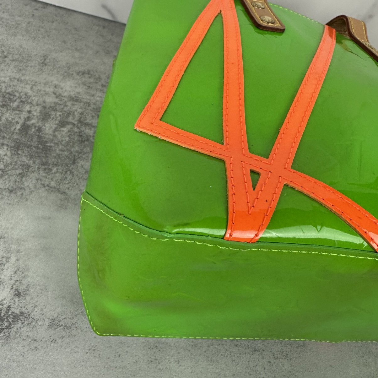 Louis Vuitton Louis Vuitton Green Vernis Reade PM Limited Edition Size ONE SIZE - 15 Thumbnail
