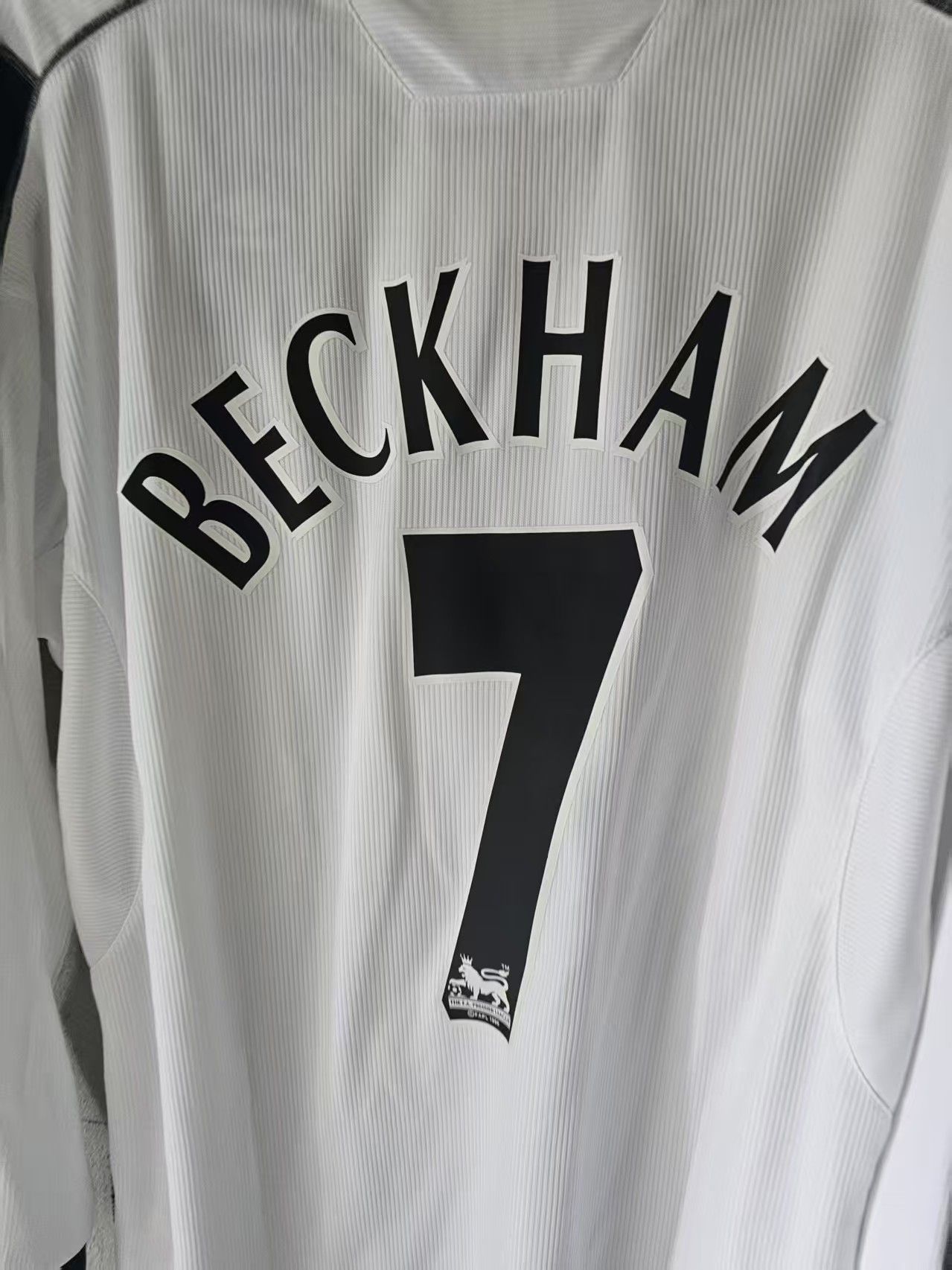 Other 1998 2000 MUFC #7 David Beckham Jersey Size US S / EU 44-46 / 1 - 5 Thumbnail