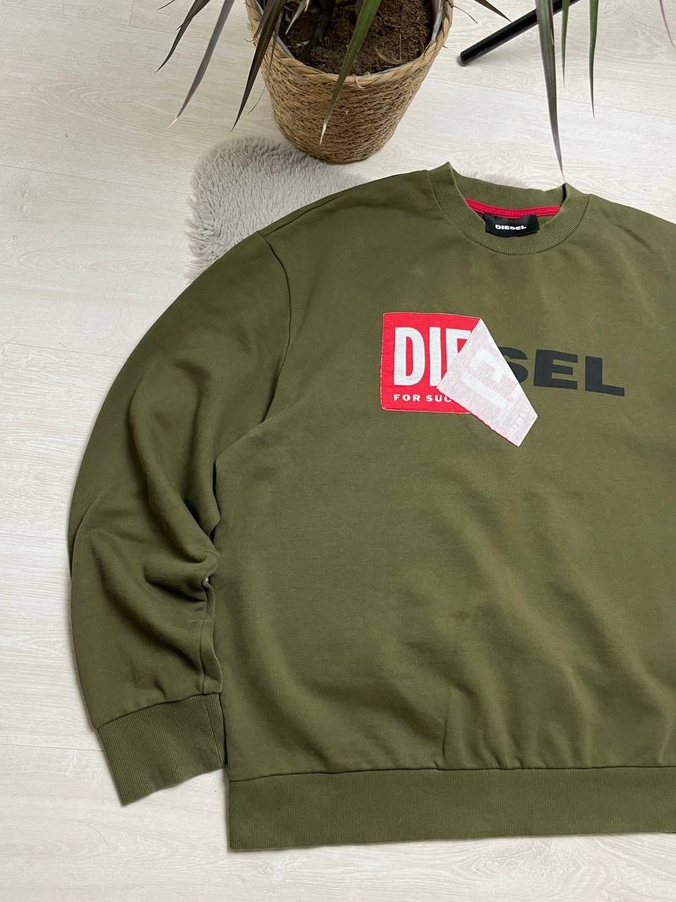 Diesel × Vintage Diesel Vntg Oversized Sweatshirt Big CENTER Logo Y2K Size US L / EU 52-54 / 3 - 3 Thumbnail