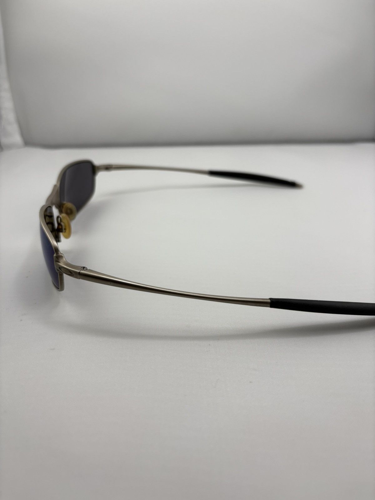 Oakley Vintage 2001 Oakley Square Wire 2.0 Sunglasses Ice Size ONE SIZE - 4 Thumbnail