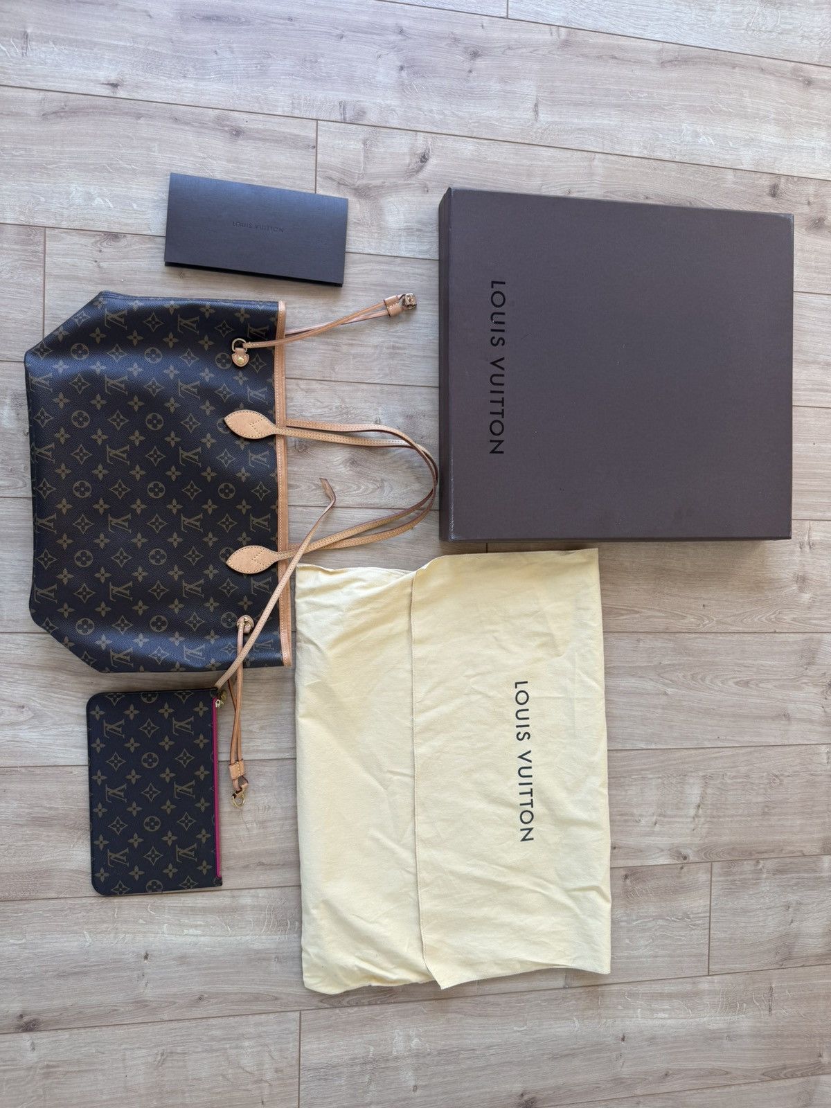 Louis Vuitton Louis Vuitton Neverfull MM Pivoine Pink Tote Bag Size ONE SIZE - 1 Thumbnail