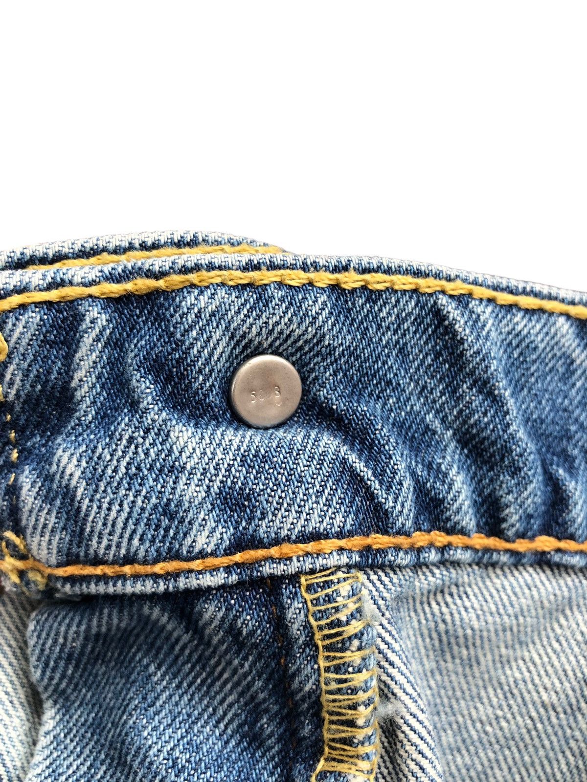 Levi's Vintage Levi's 502 Distressed Ripped Denim Jeans Size US 37 - 14 Thumbnail