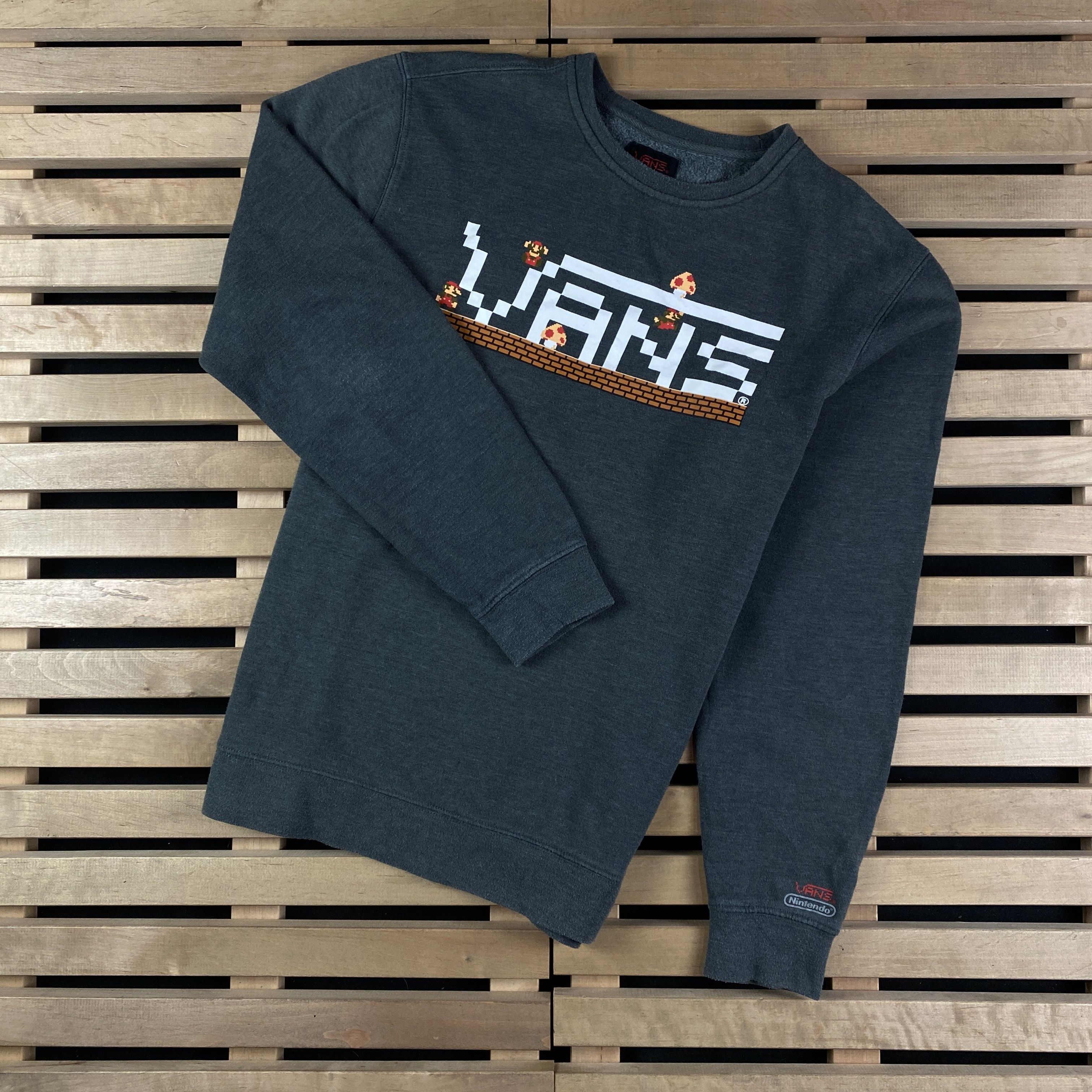 Nintendo × Vans Men’s Sweatshirt Long Sleeve Vans Nintendo Size M Big Logo Size US M / EU 48-50 / 2 - 1 Thumbnail