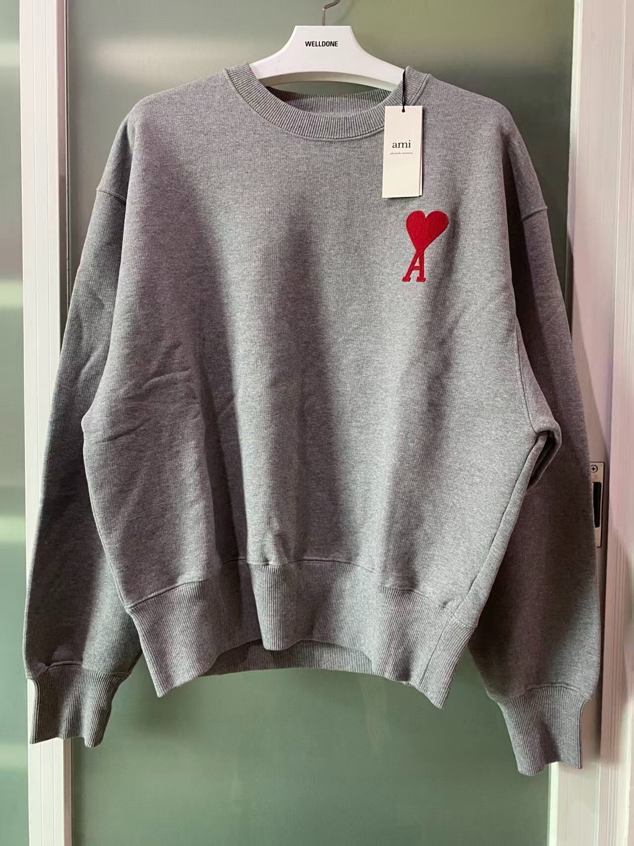 AMI Ami Paris Long-Sleeve Heart Sweatshirt Size US M / EU 48-50 / 2 - 1 Thumbnail