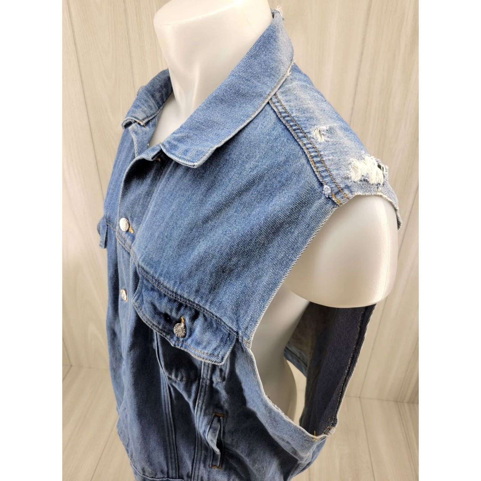 Vintage VINTAGE Snowmobile Capital West Yellowstone Jean Jacket Vest USA Large Blue Denim Mens Jacket Vest USA Size US 33 - 4 Thumbnail