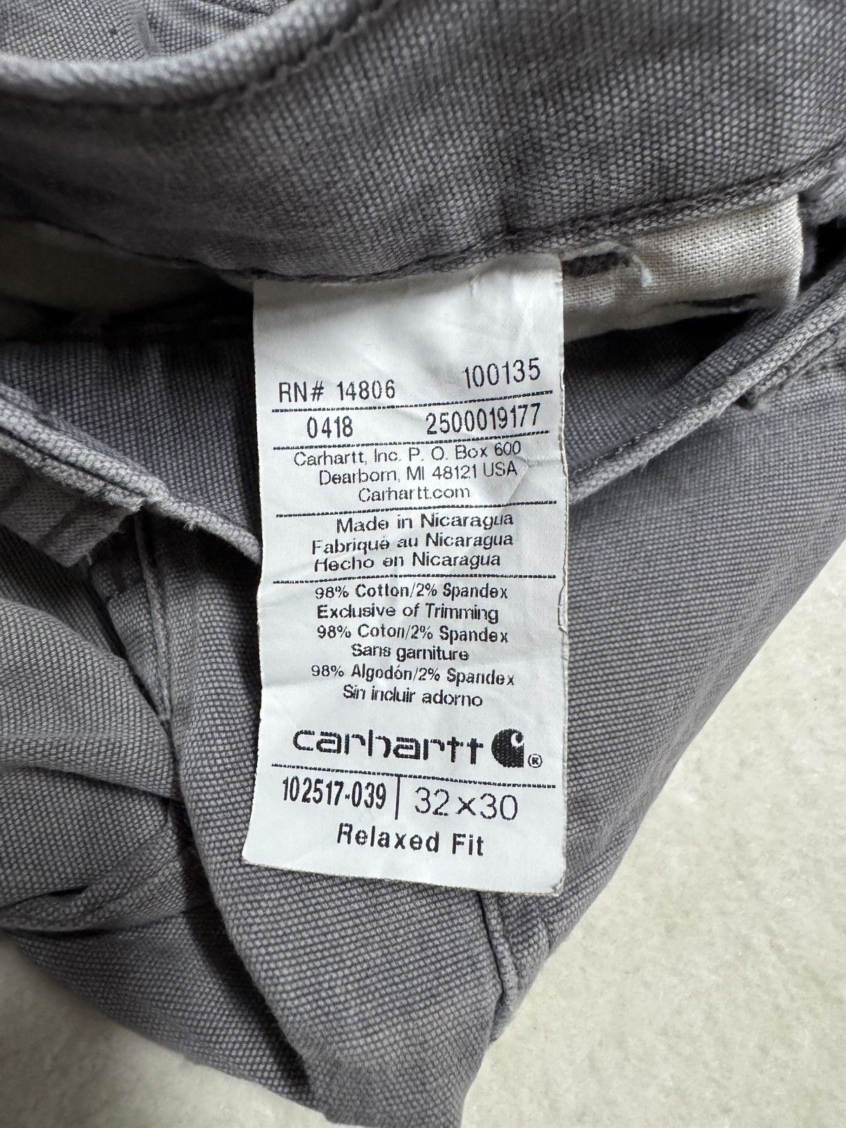 Carhartt VINTAGE 2000s CARHARTT RELAXED FIT THRASHED VERY WORN Size US 32 / EU 48 - 15 Thumbnail
