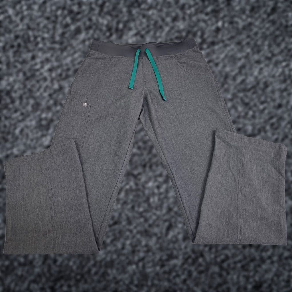 Vintage FIGS Womens T21004 Grey Cargo Scrub Pants Small 30" Inseam Womens Grey Cargo Scrub Pants Size 28" / US 6 / IT 42 - 1 Thumbnail
